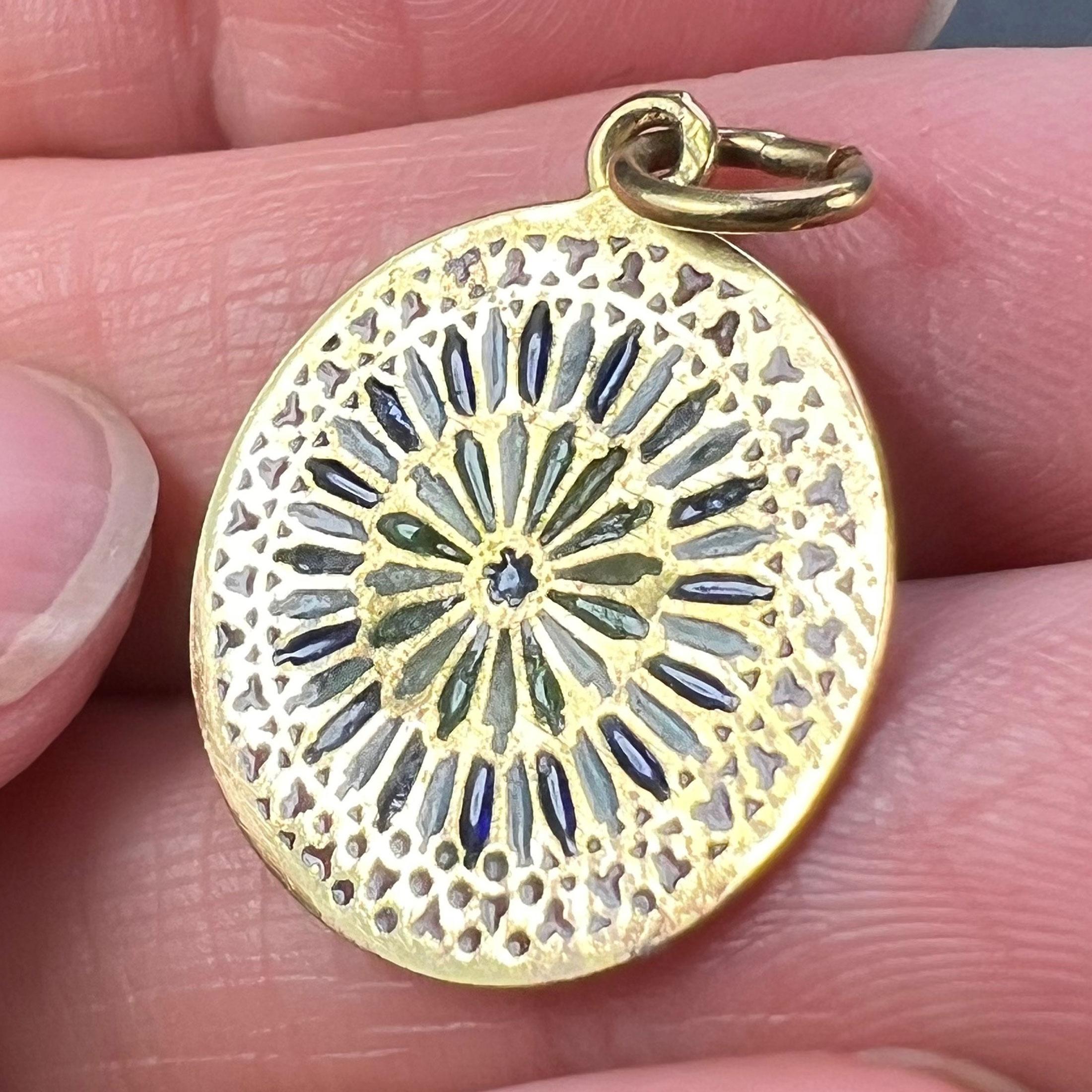 French Window Plique A Jour Enamel 18K Yellow Gold Pendant Medal For Sale 5