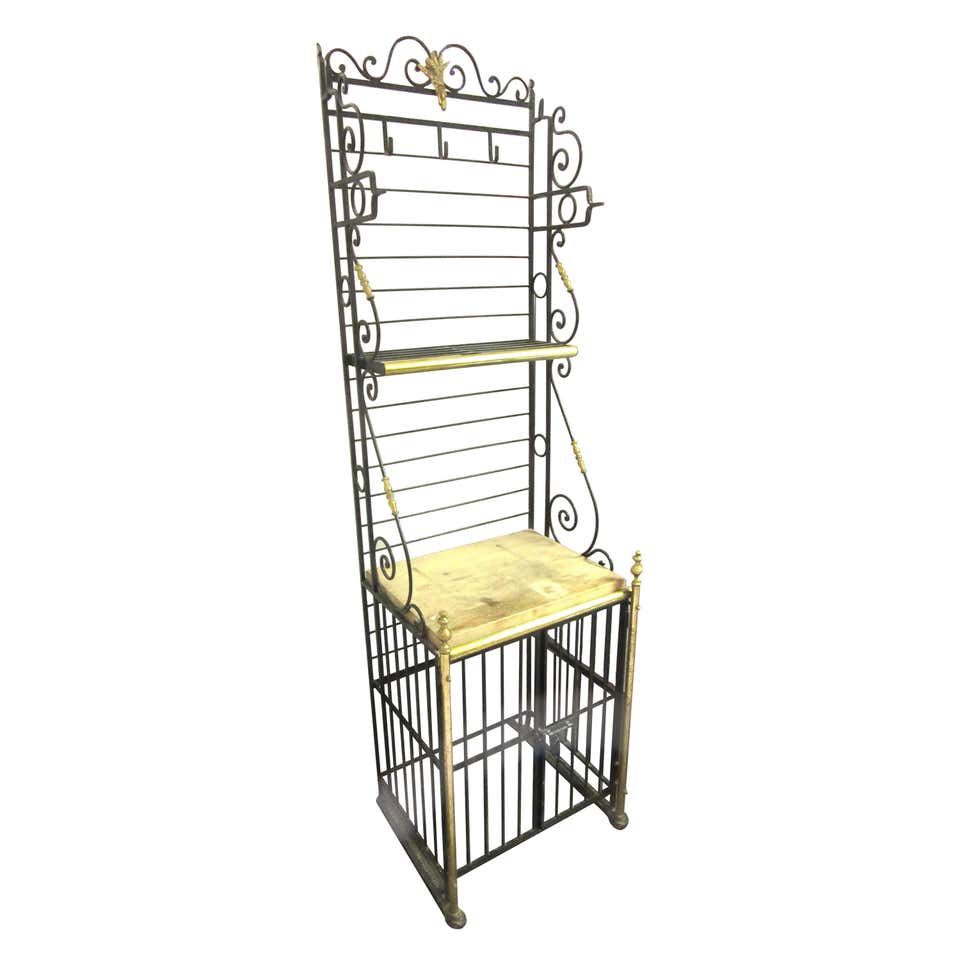 Retro Rack Furniture Vintage Iron Baker's Rack by Woodard at 1stDibs | woodard bakers rack ...