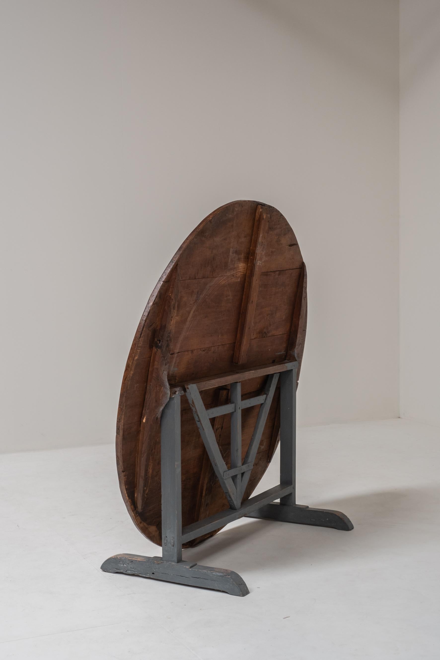 Mid-Century Modern French wine table, 1950s en vente