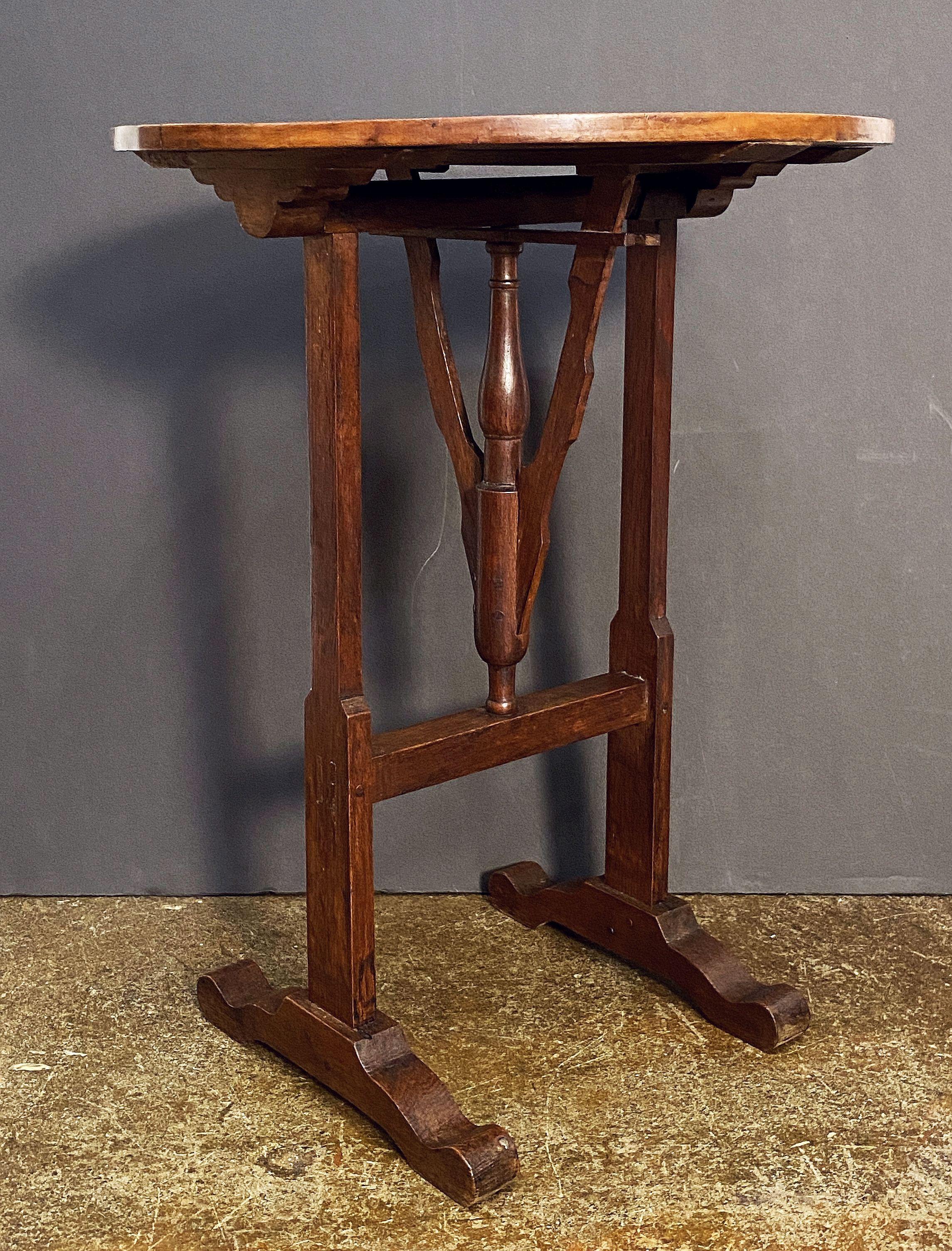 French Wine Tasting Vendange Tilt-Top Table of Cherry and Chestnut 2