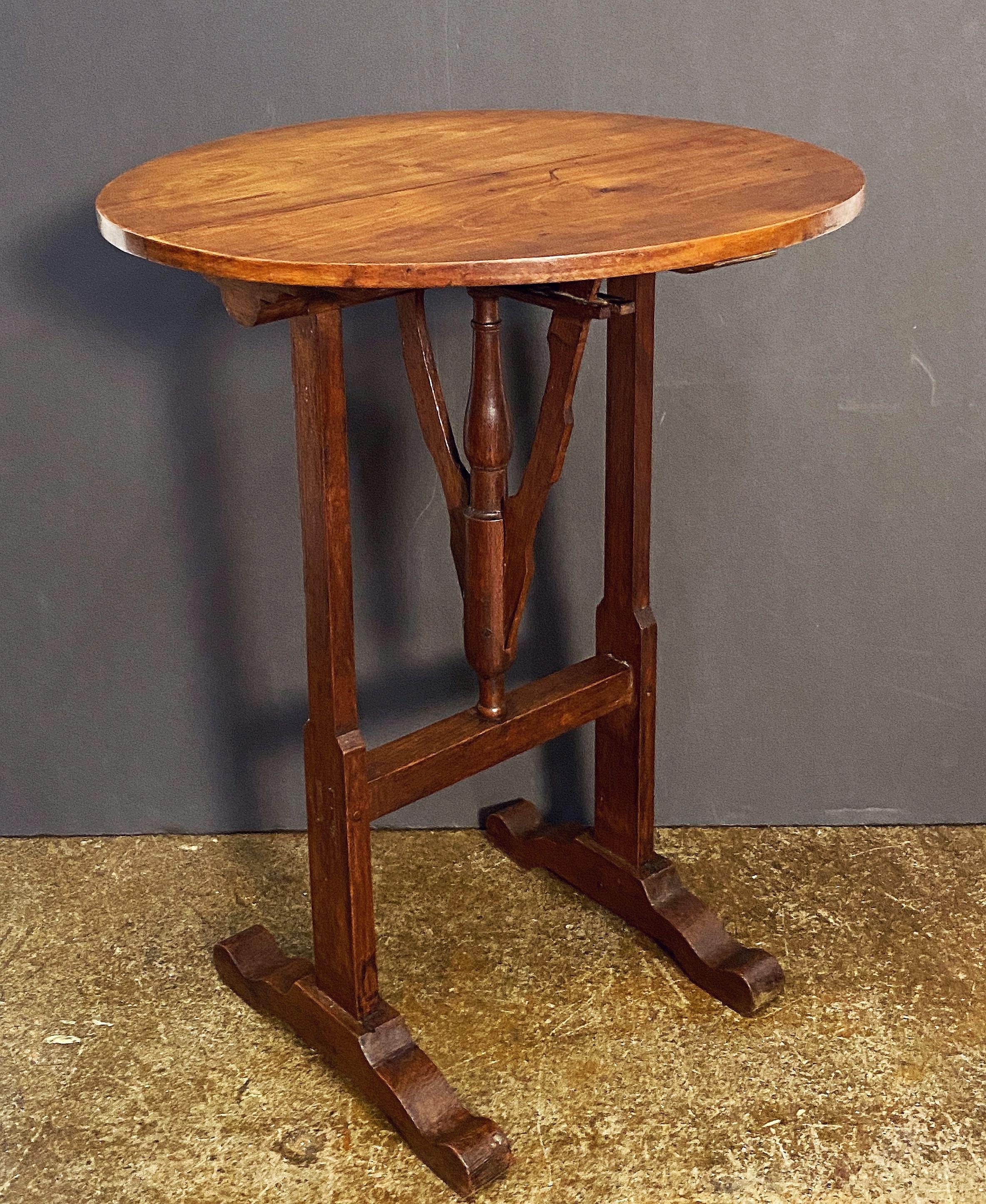 French Wine Tasting Vendange Tilt-Top Table of Cherry and Chestnut 3