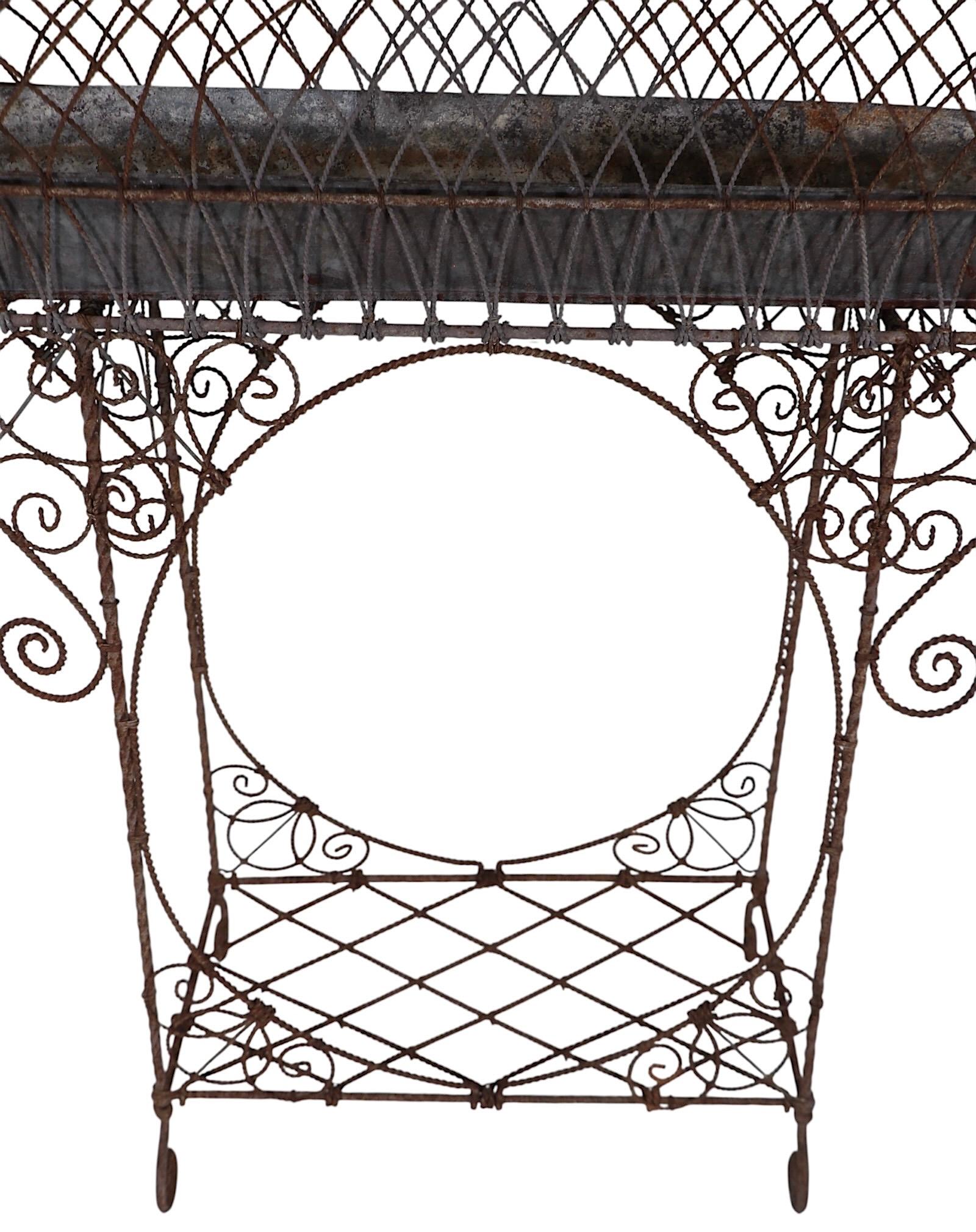 Fioriera Jardiniere francese in filo metallico del 1880/1920 circa in vendita 6