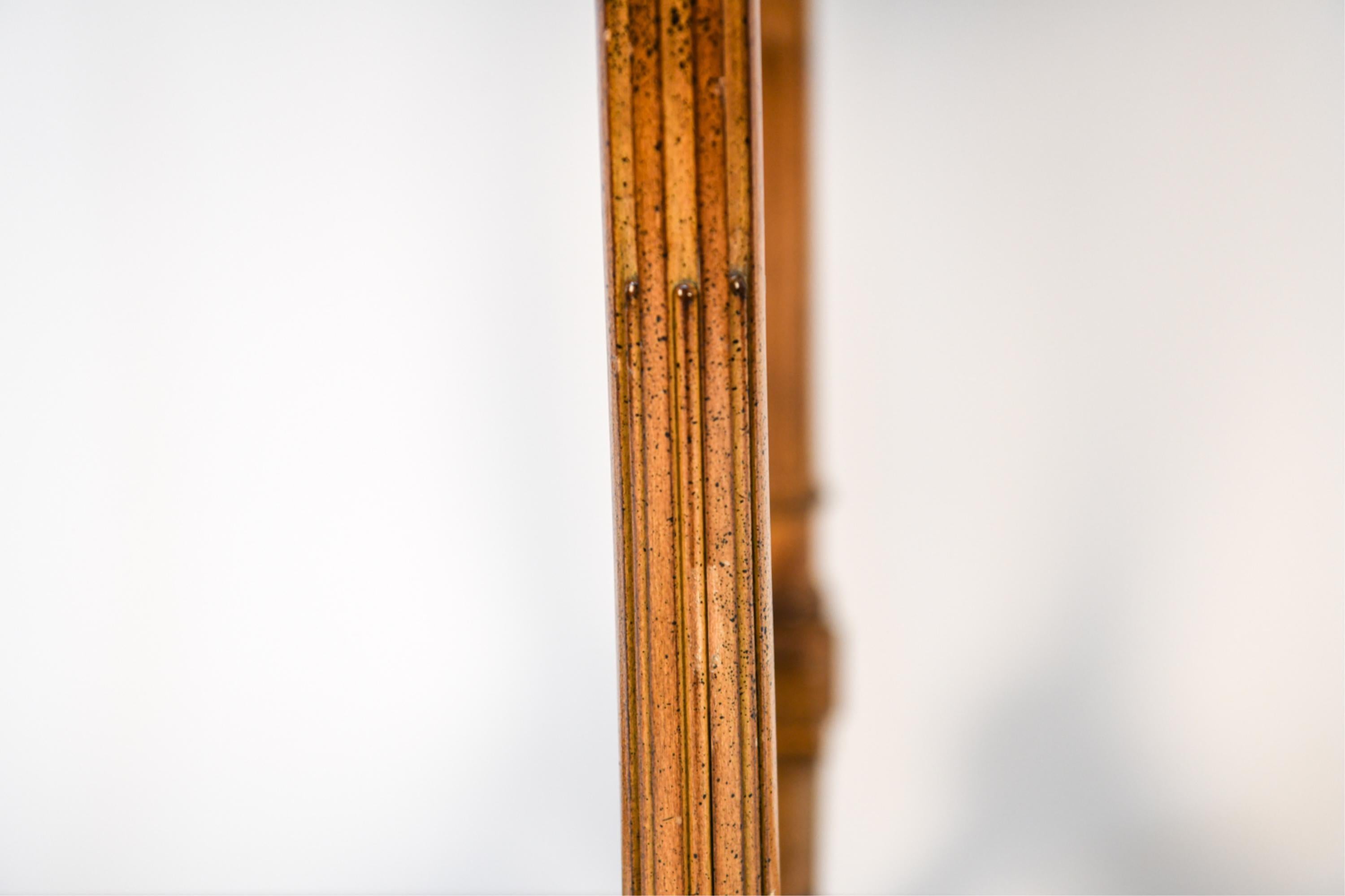 Oval French Table with Brass Gallery In Good Condition For Sale In Sheffield, MA