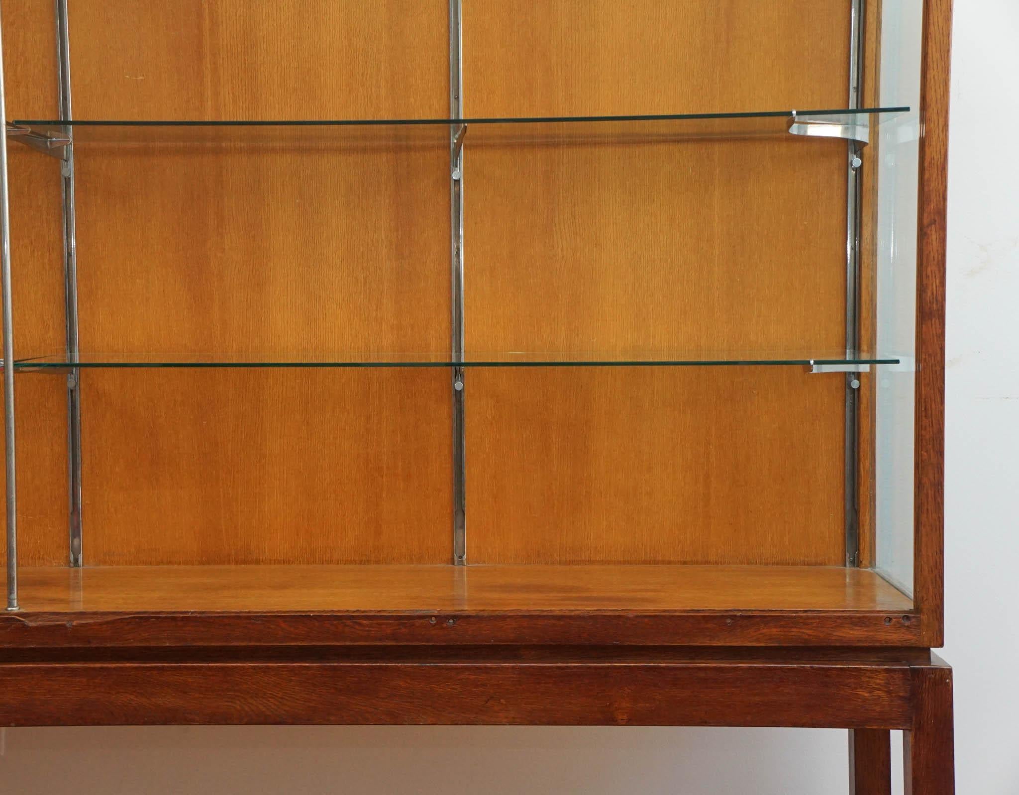French Wood and Glass Display Case ca.1940's In Good Condition For Sale In Hudson, NY