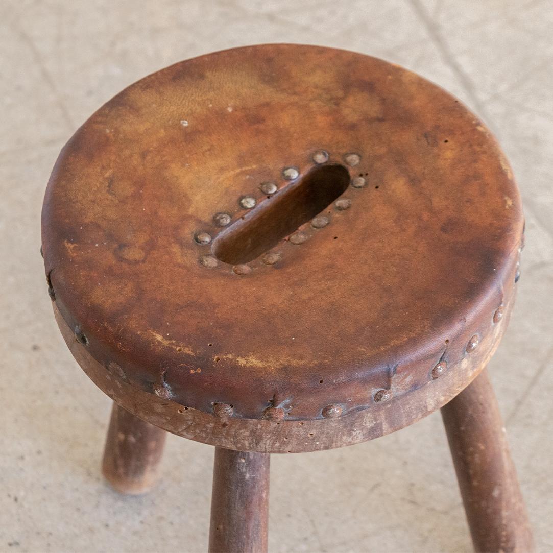 French Wood and Leather Tripod Stool For Sale 4