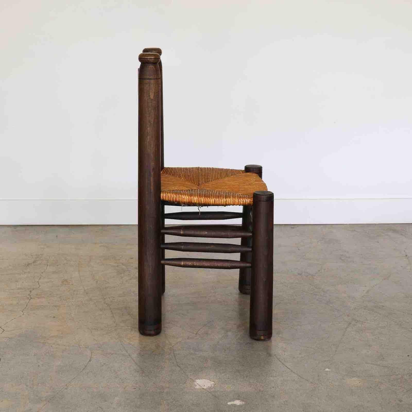 Französischer Stuhl aus Holz und gewebtem Holz von Charles Dudouyt (Binse) im Angebot