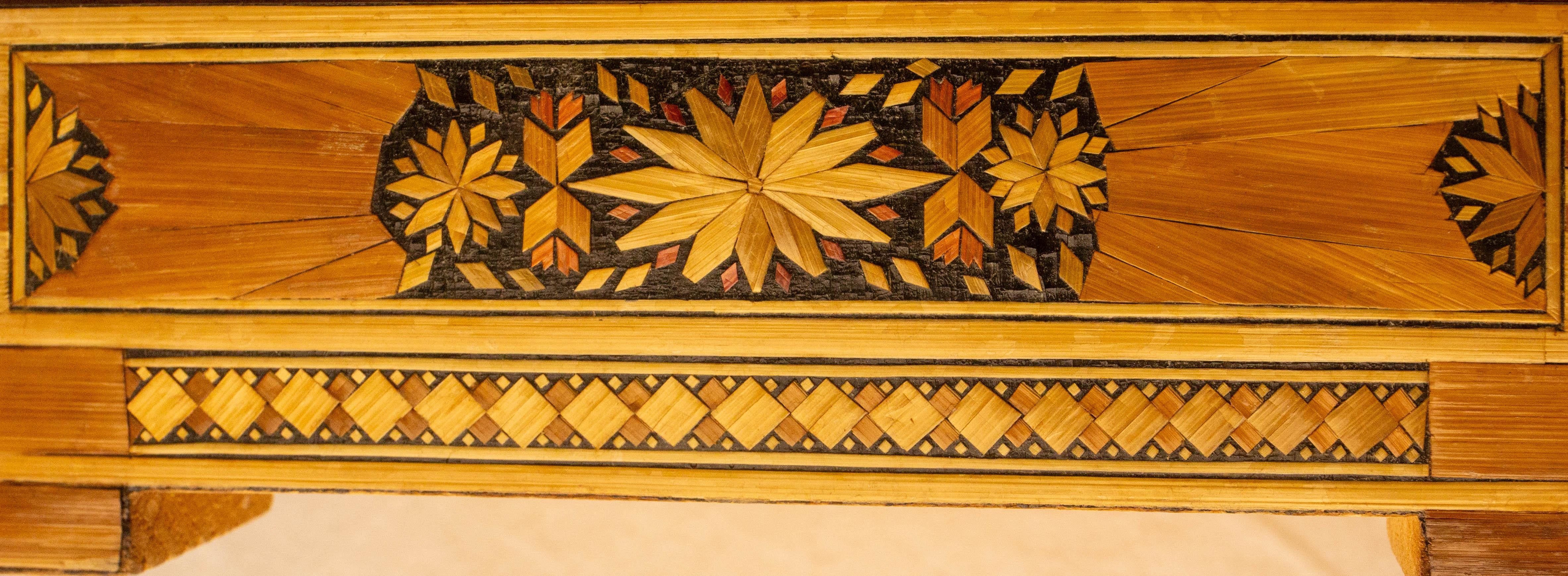 Paille Boîte en bois français avec étoile en marqueterie, circa 1900 en vente