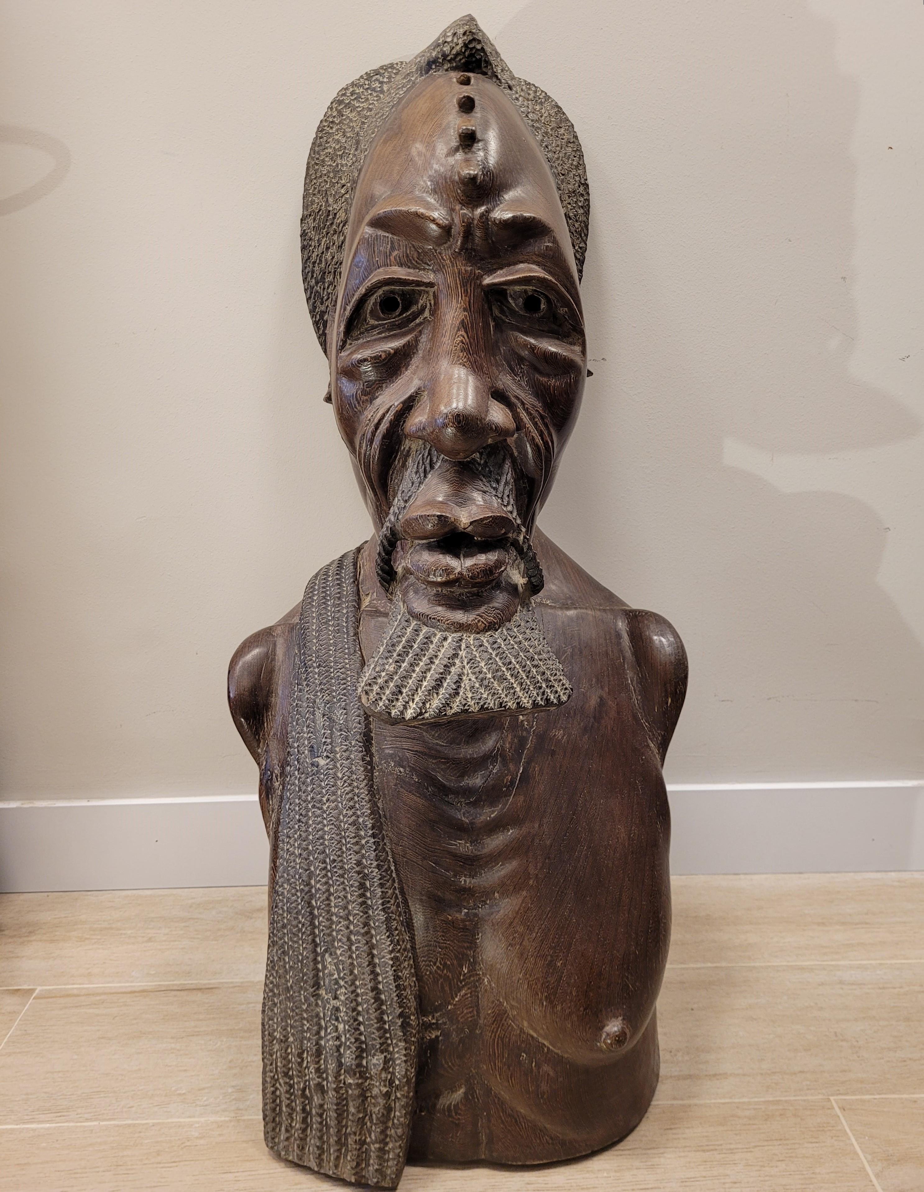 French Wood Sculptures, Couple of Busts, Sculptures of Africans from the Congo 12