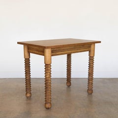 Table en bois française par Charles Dudouyt