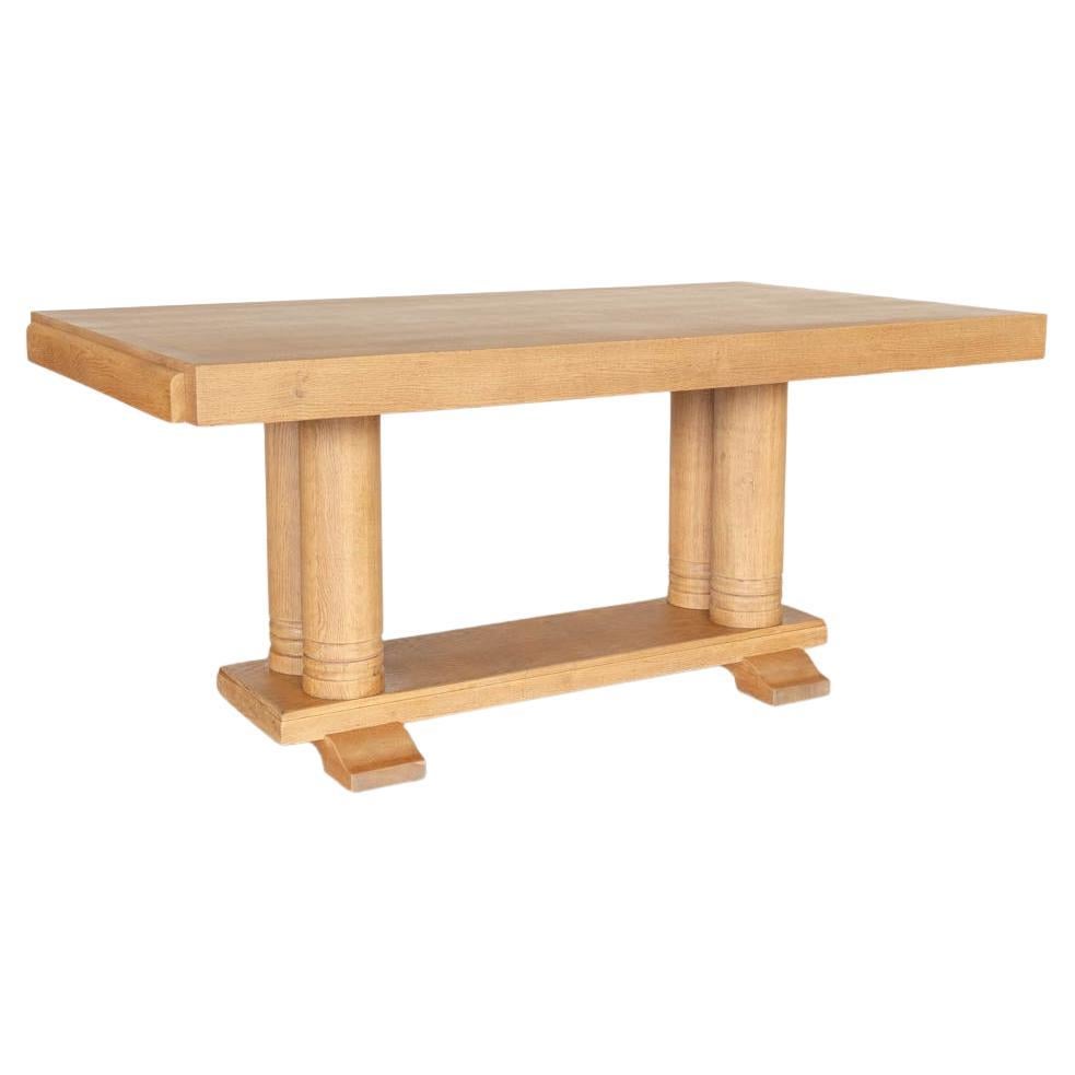 Table en bois française par Charles Dudouyt