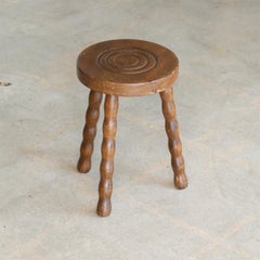 Tabouret tripode en bois français
