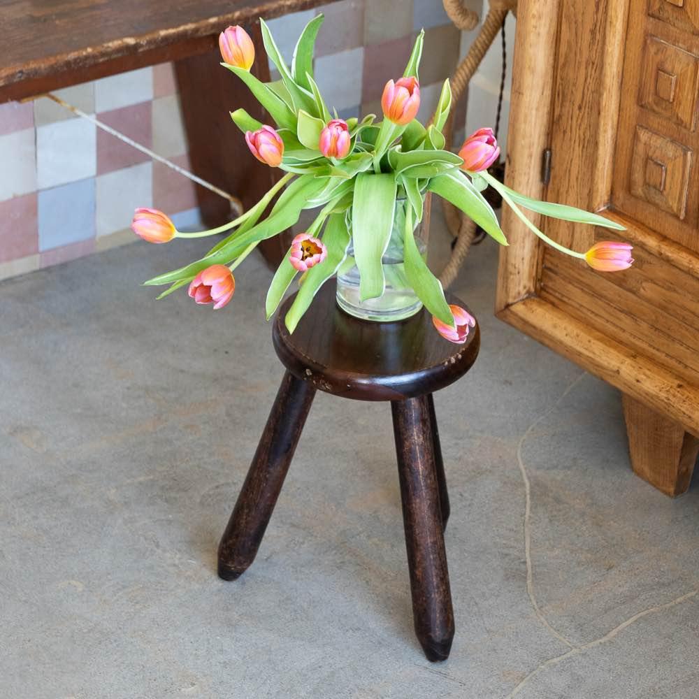 French Wood Tripod Stool In Good Condition For Sale In Los Angeles, CA