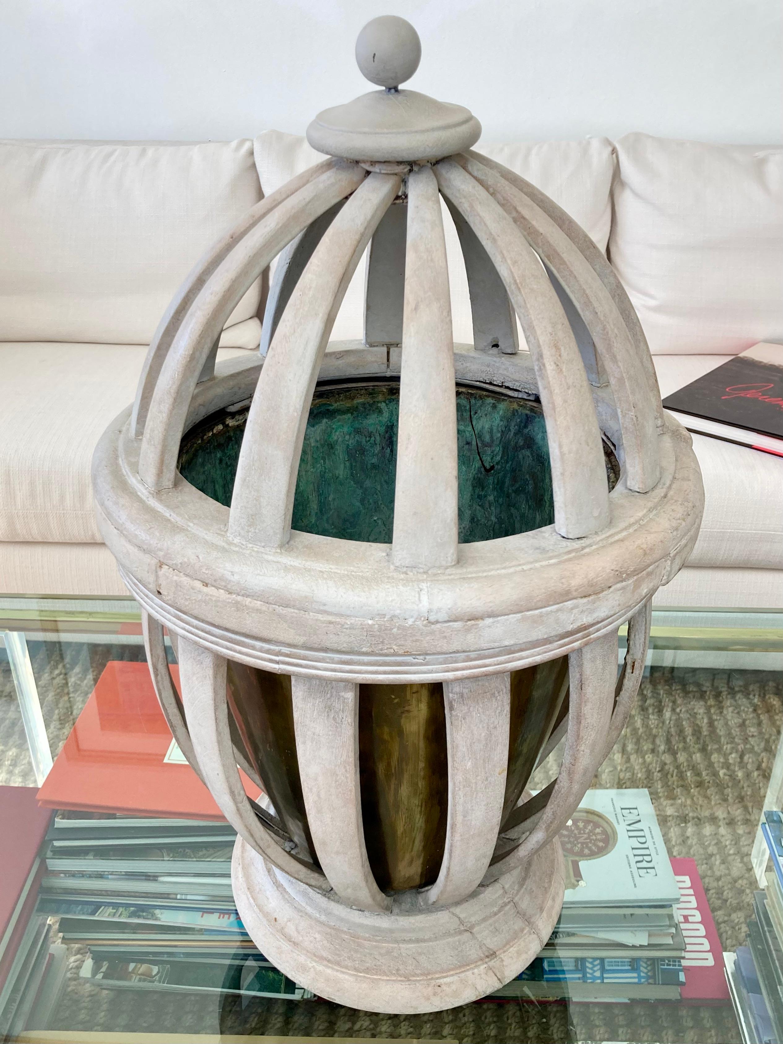 Beautiful French wood urn flower pot with lid. Nice wood details and nice original tin liner too.