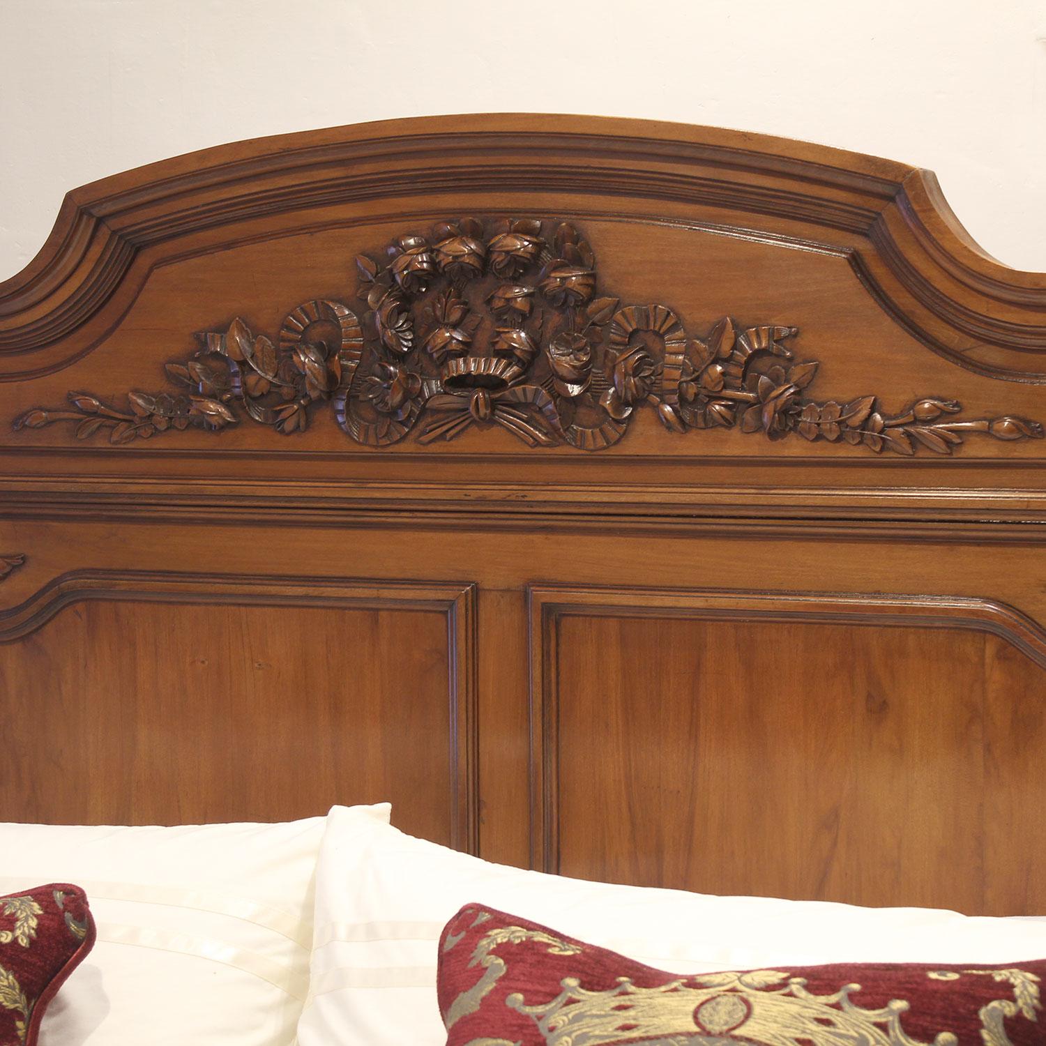 French Wooden Antique Bed, WK189 For Sale 3