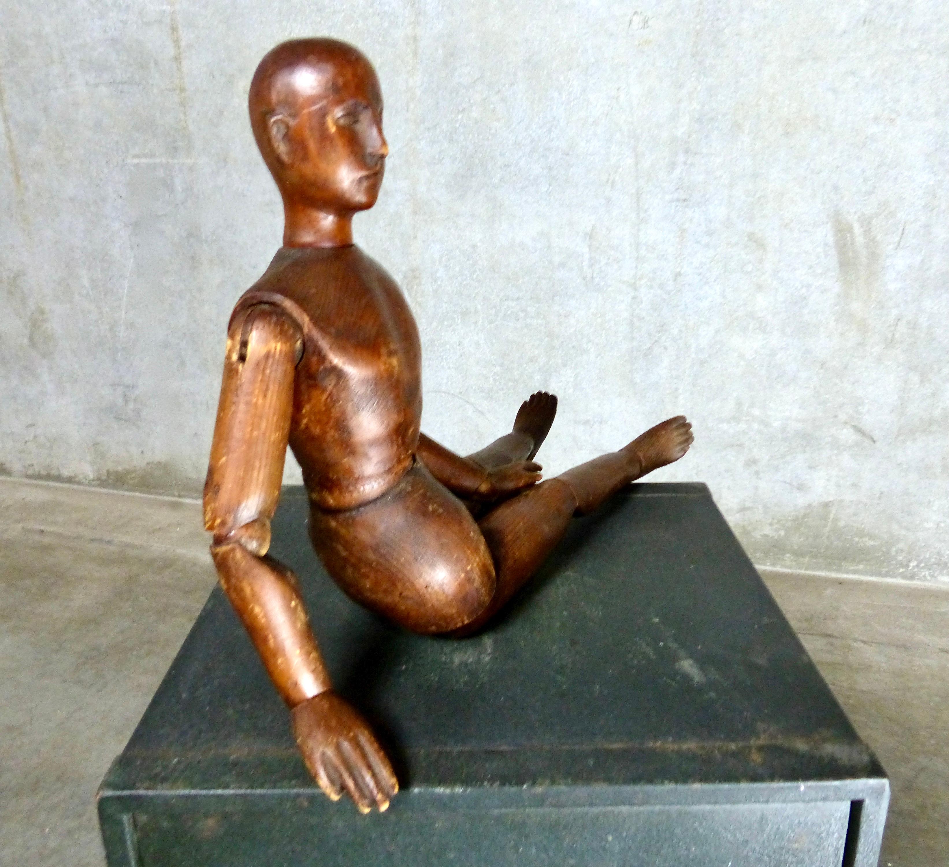 Early 20th Century French Wooden Articulating Artist’s Model, circa 1900