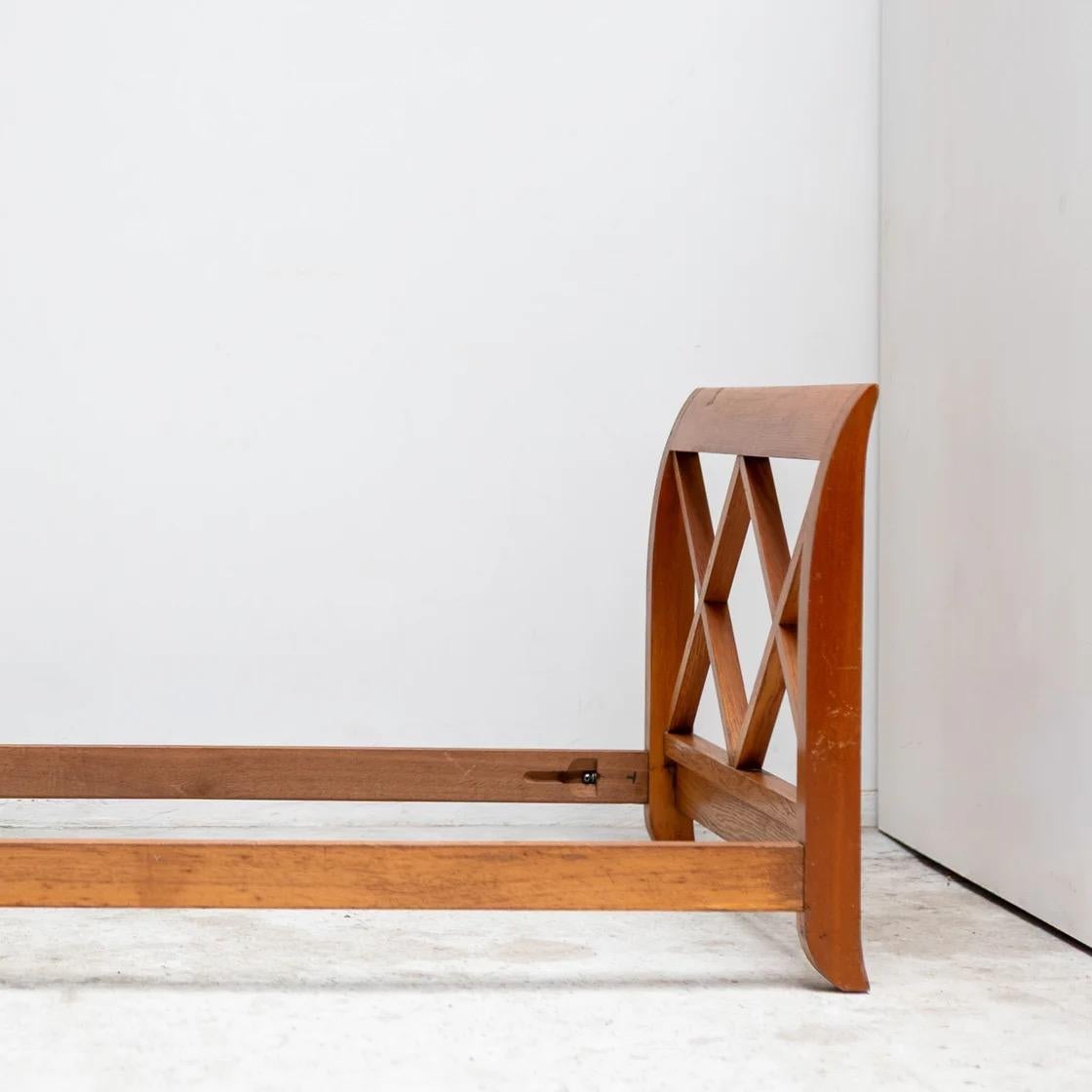 Struttura letto francese in legno In condizioni buone in vendita a Tokyo, Tokyo