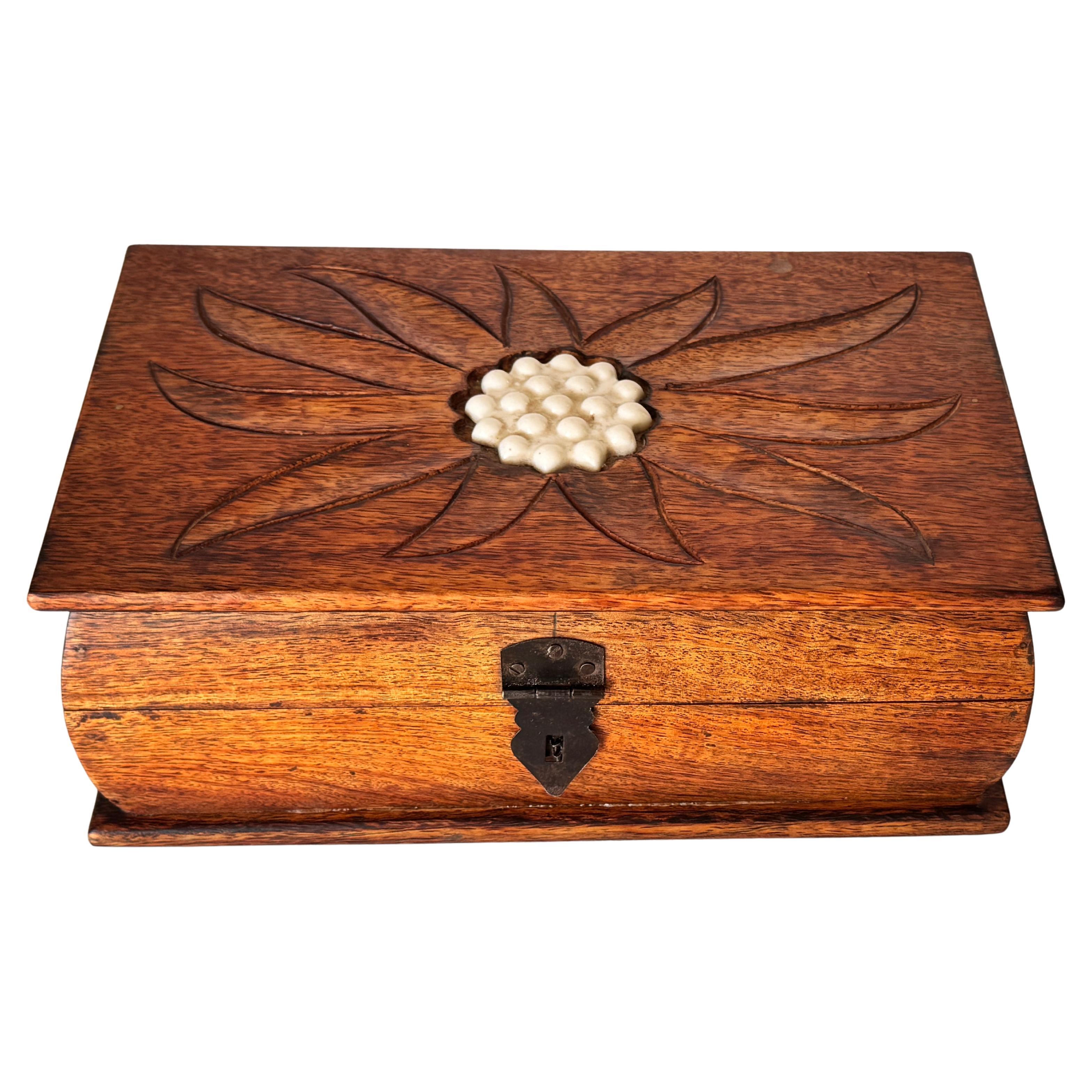 French Wooden Box with Ceramic Inlay – Geometric Floral Motif – Circa 1950 For Sale