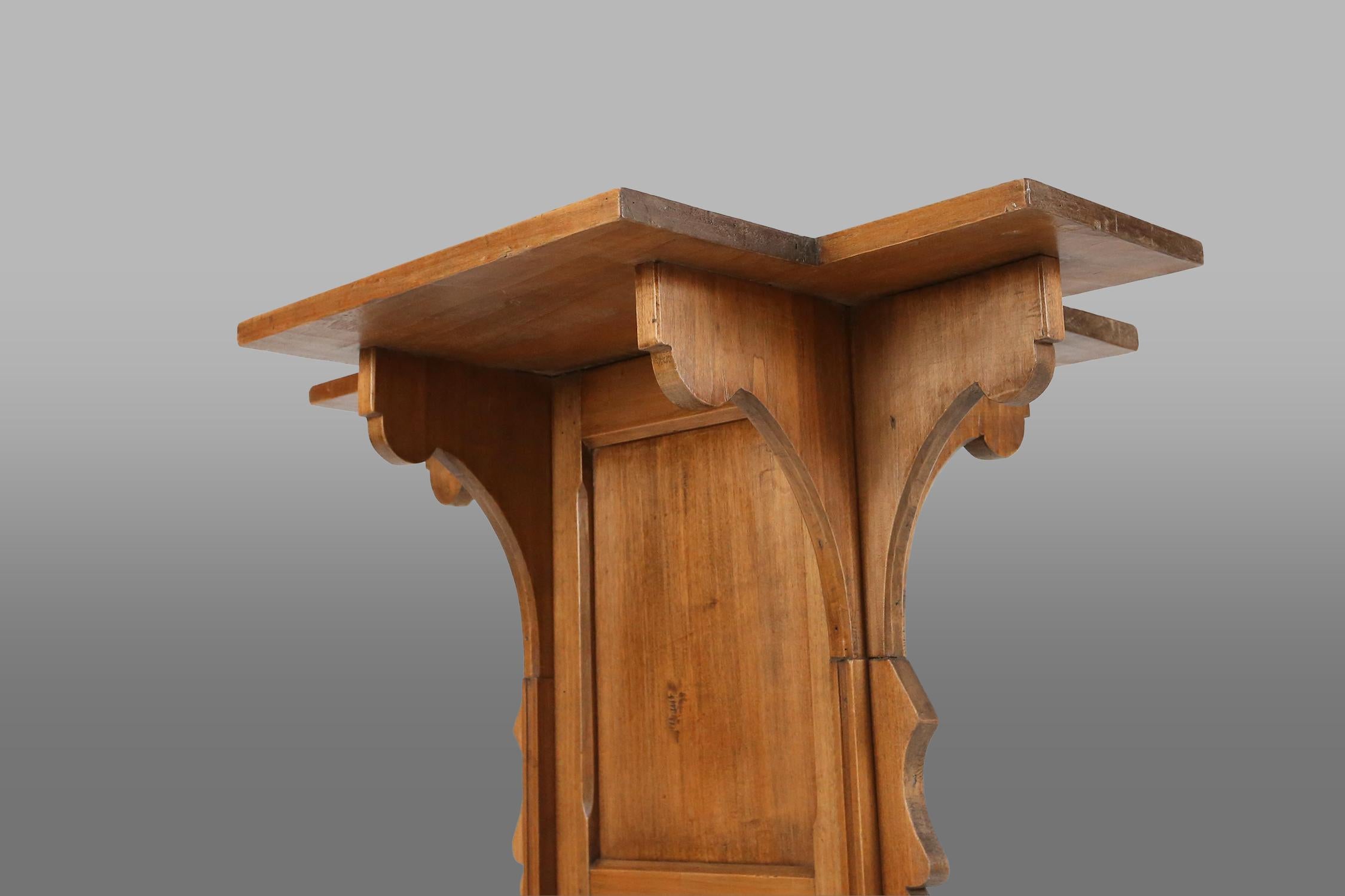 French Wooden Church Console, 1900s For Sale 1