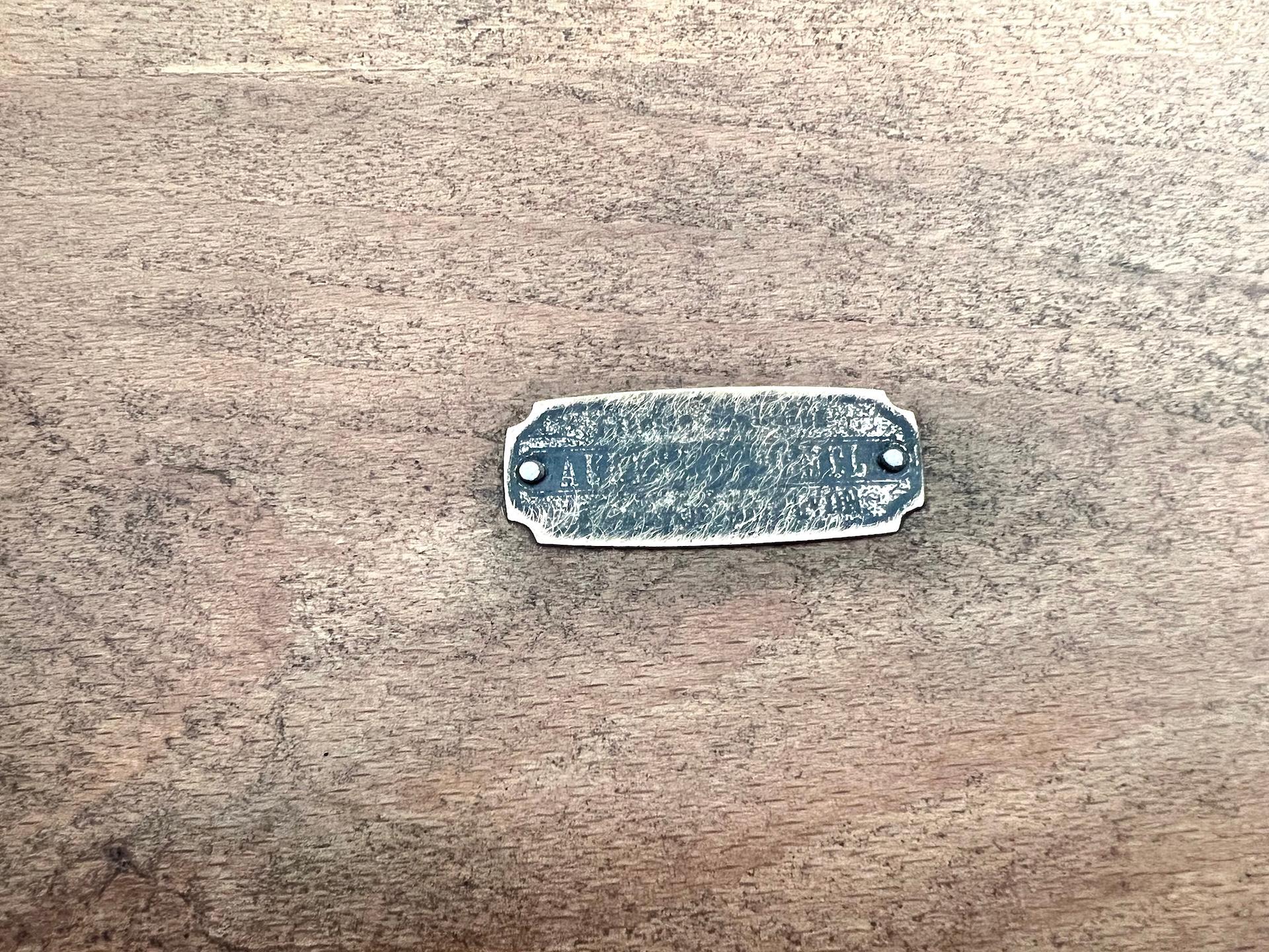Scrivania francese in legno, realizzata negli anni 1940-50. in vendita 8