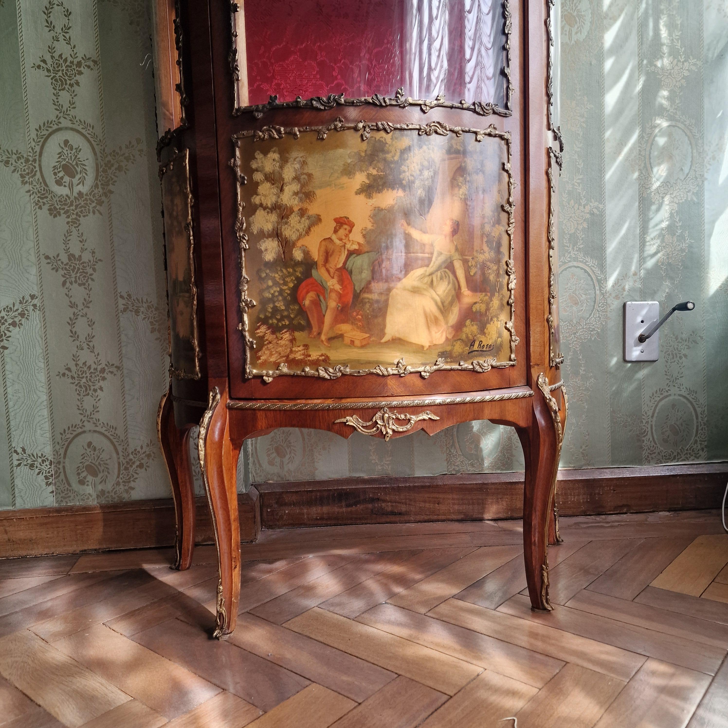 Vitrine en bois en forme de demi-cercle, Napoléon III 9