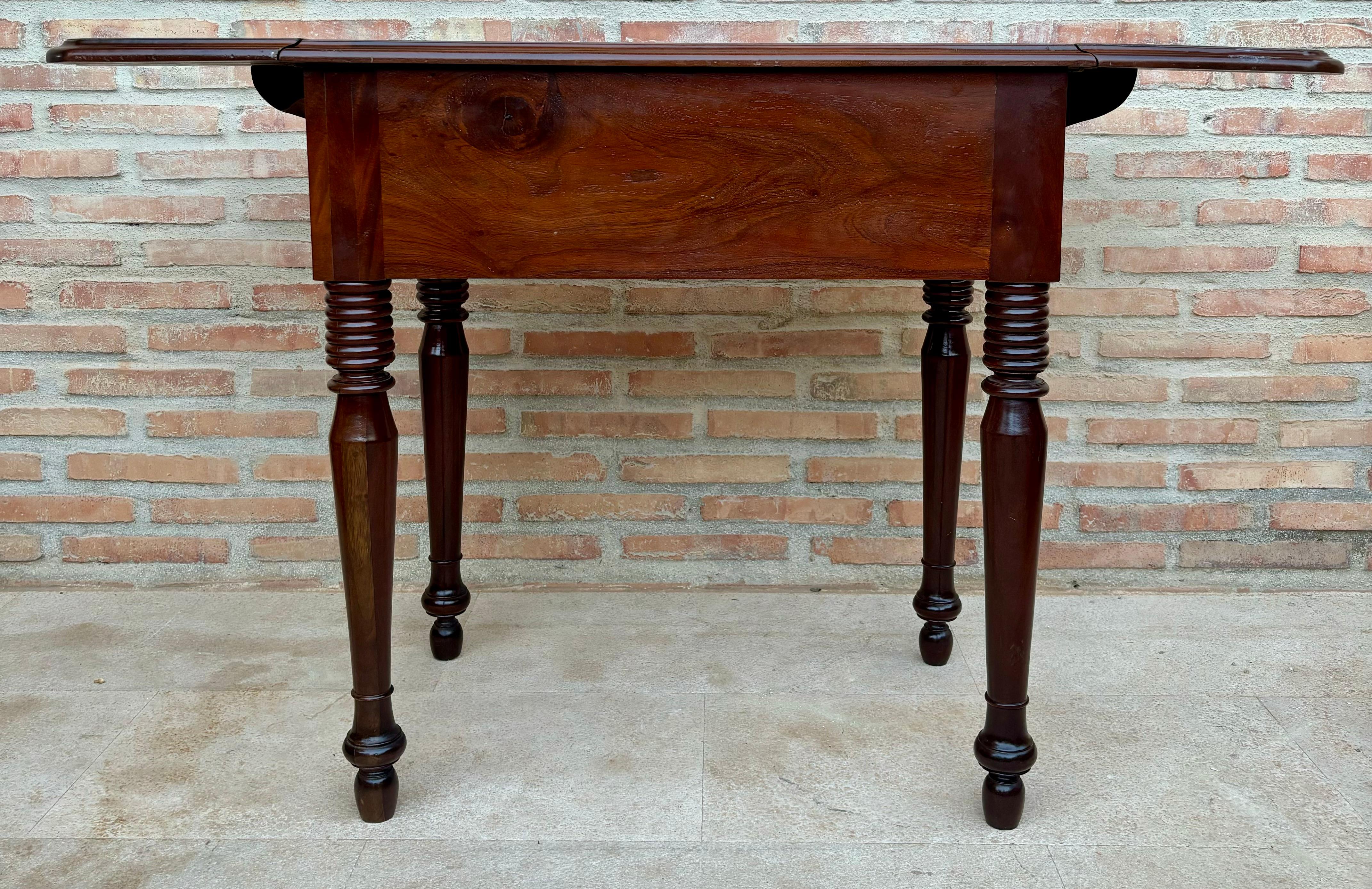 20th Century French Wooden Nesting Table with Wings and Two Drawers, 1920s For Sale