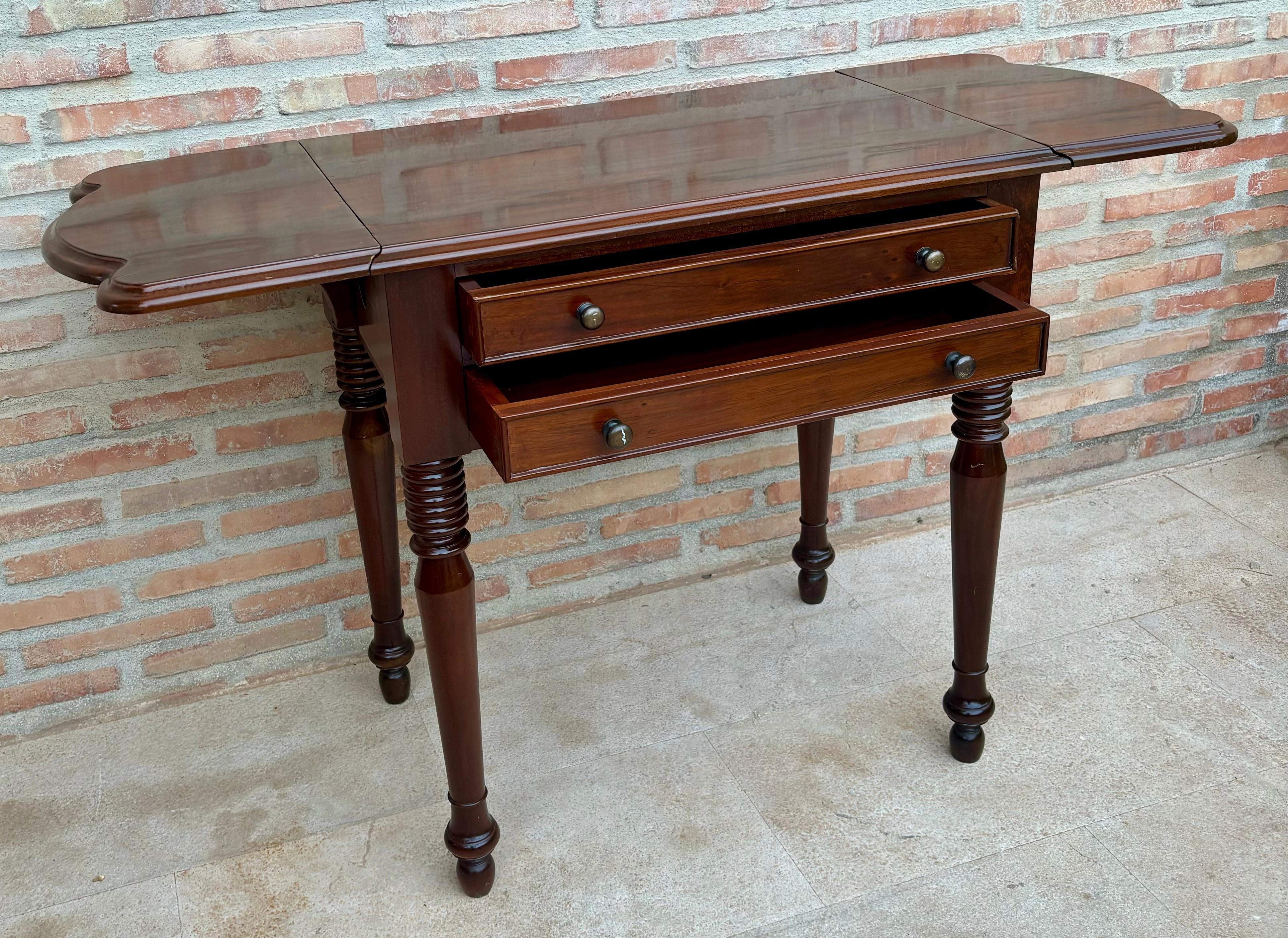 French Wooden Nesting Table with Wings and Two Drawers, 1920s For Sale 2