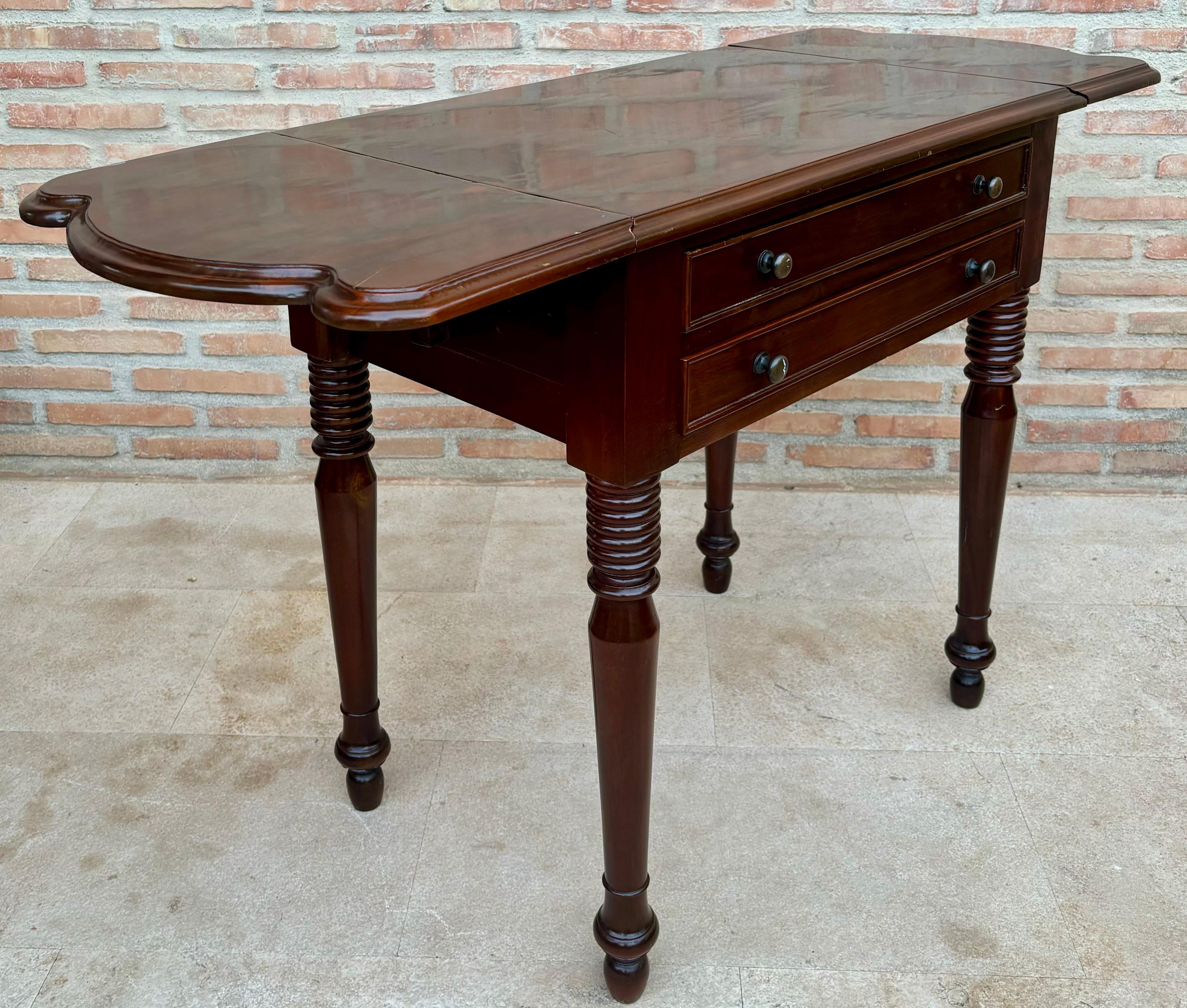 French Wooden Nesting Table with Wings and Two Drawers, 1920s For Sale 3