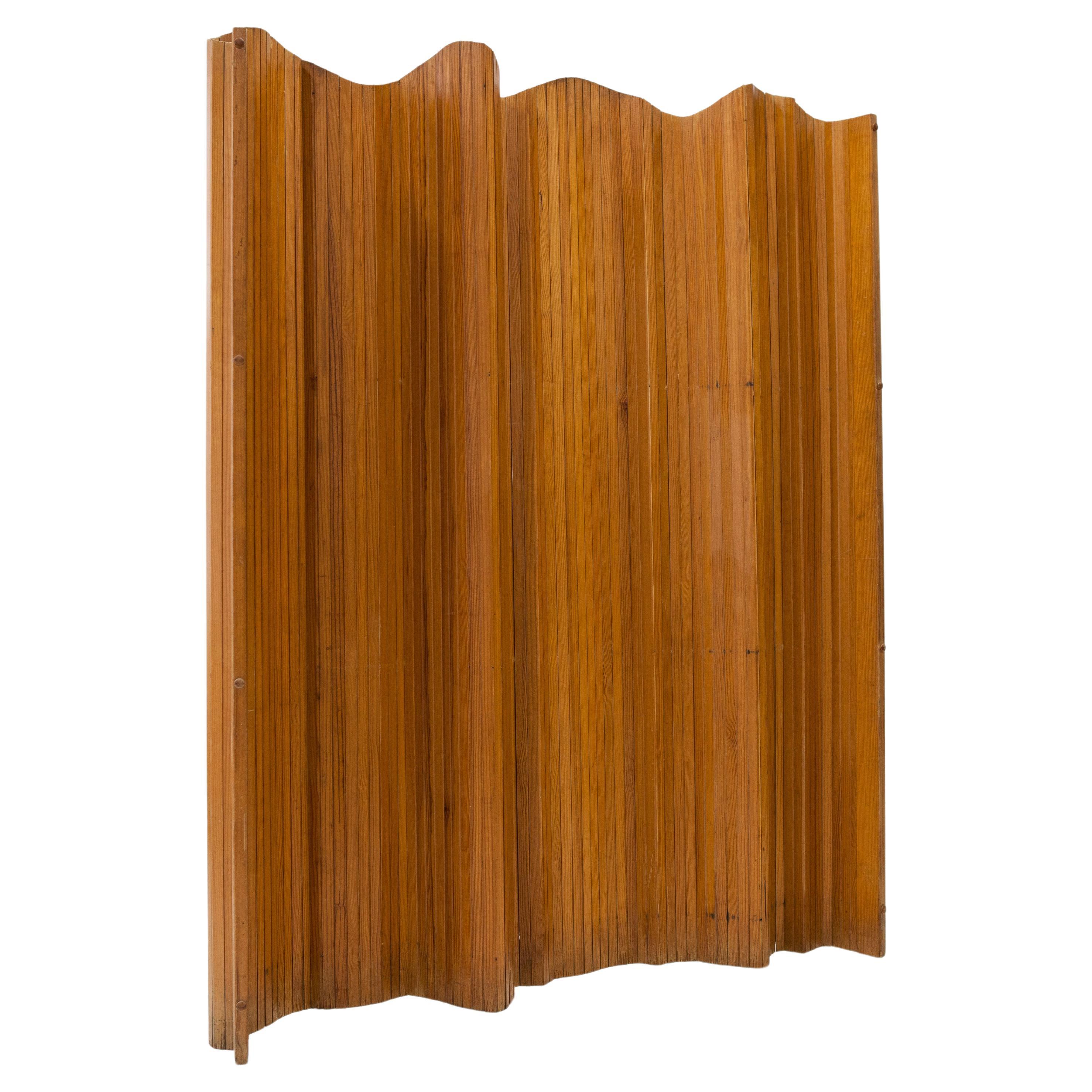 French wooden room divider, Tambour Screen by Jomain Baumann, 1950s For Sale