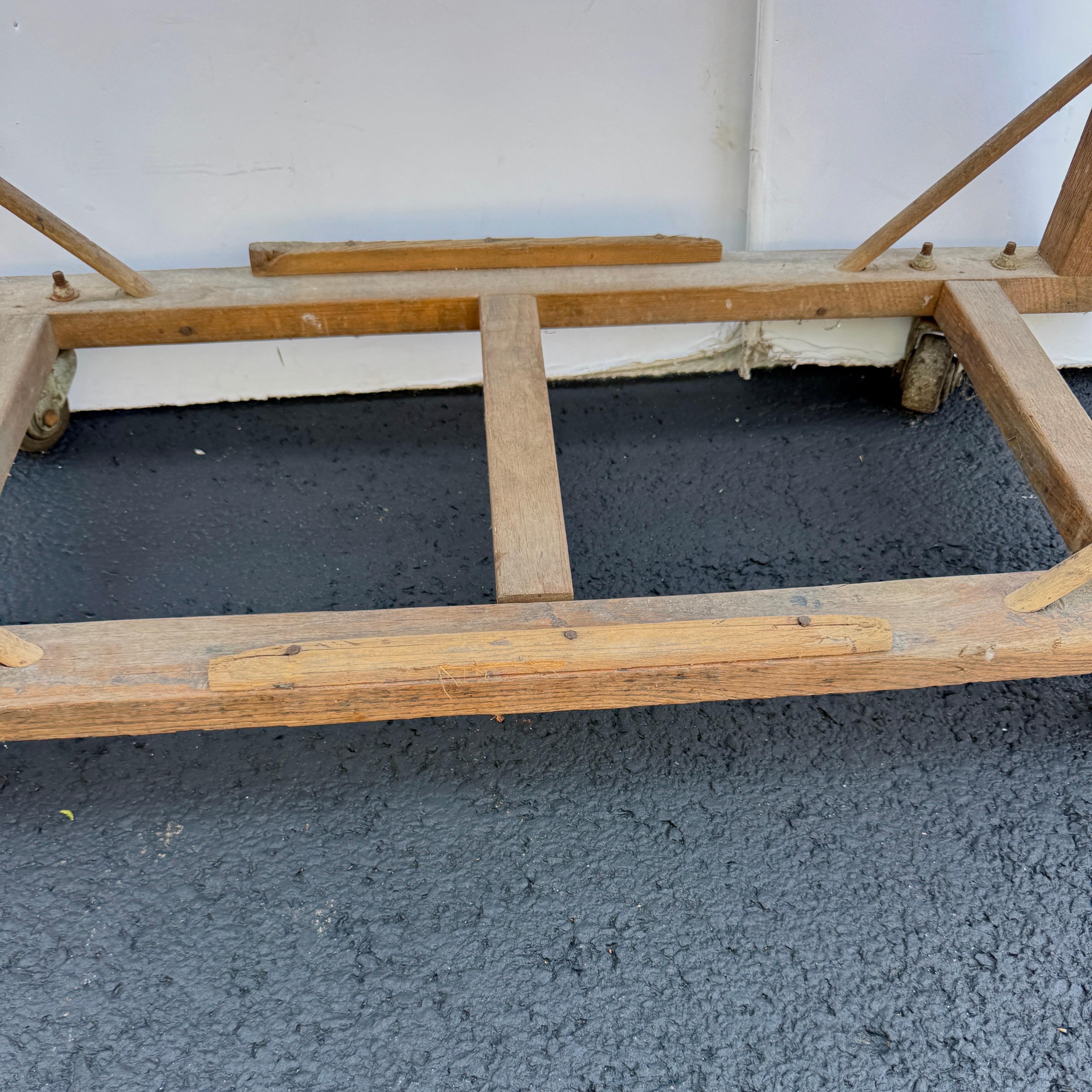 Carrello portascarpe francese in legno su ruote, anni '20 in vendita 12