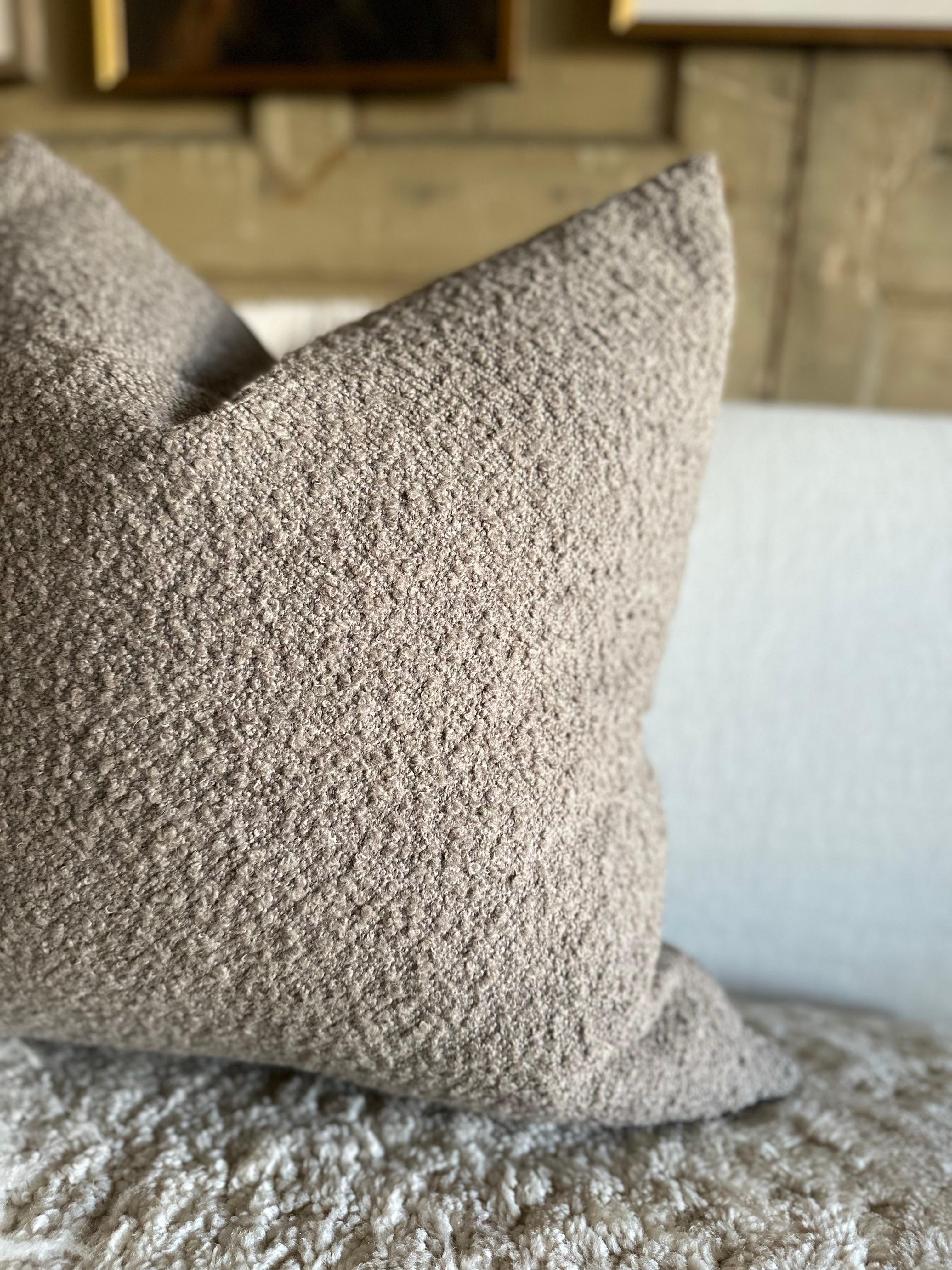 French Wooly Boucle and Linen Accent Pillow Ecorce In New Condition For Sale In Brea, CA