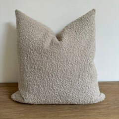 Cuscino d'accento francese in bouclé e lino Nature
