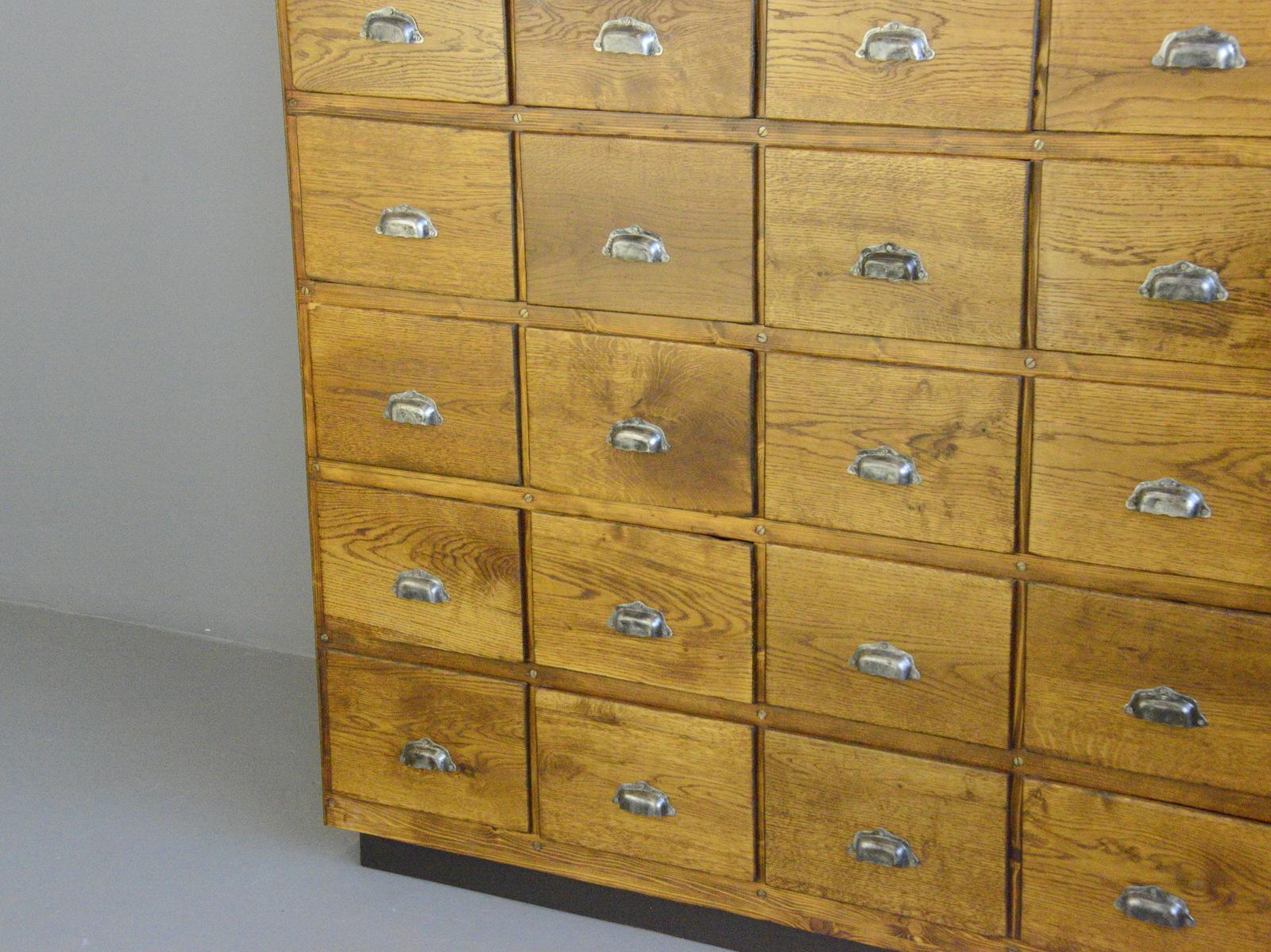 French Workshop Drawers, Circa 1930s For Sale 3