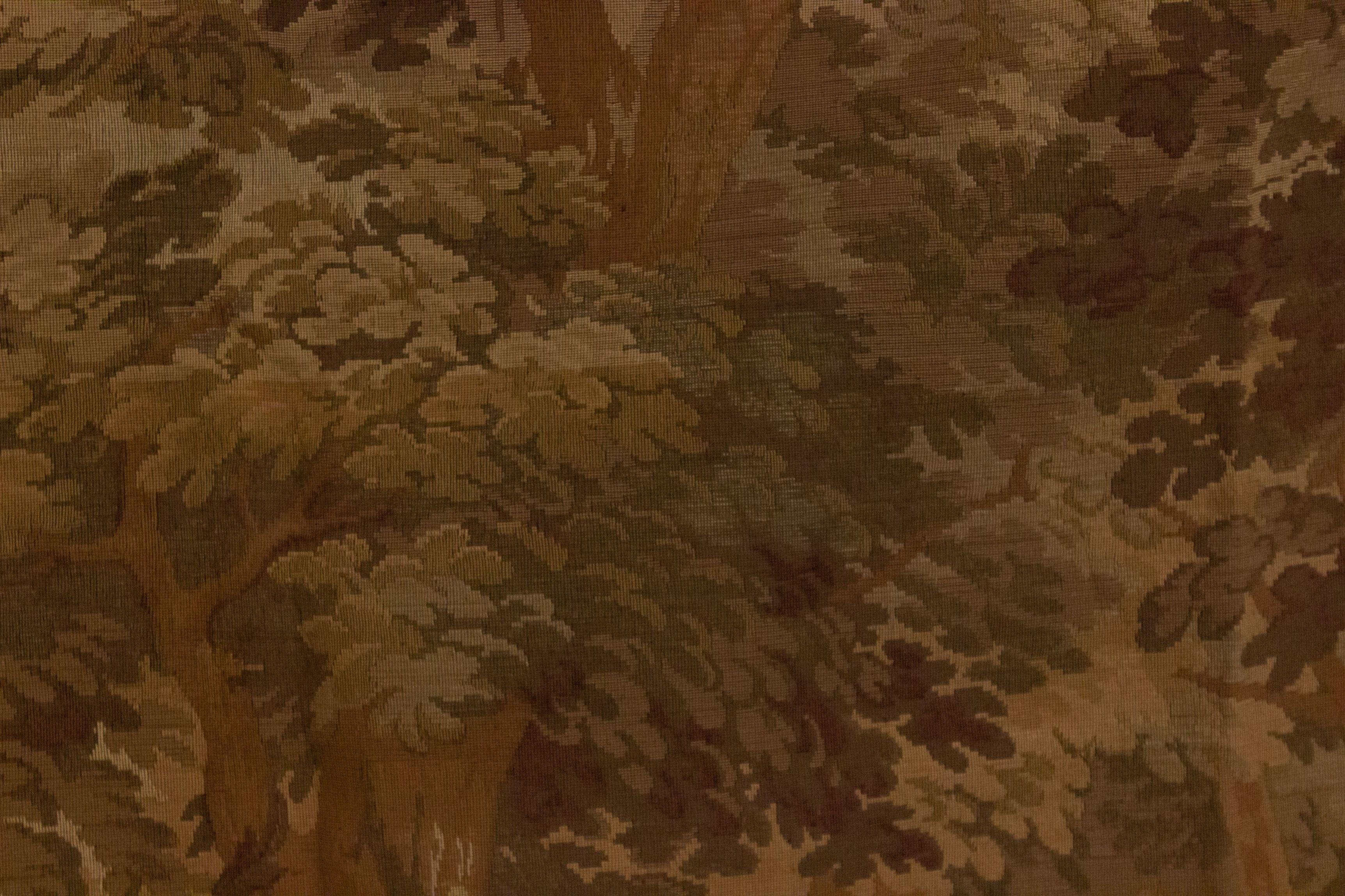 Französisch gewebt Sepia getönten Wandteppich einer Wald-Szene im Zustand „Gut“ im Angebot in Queens, NY