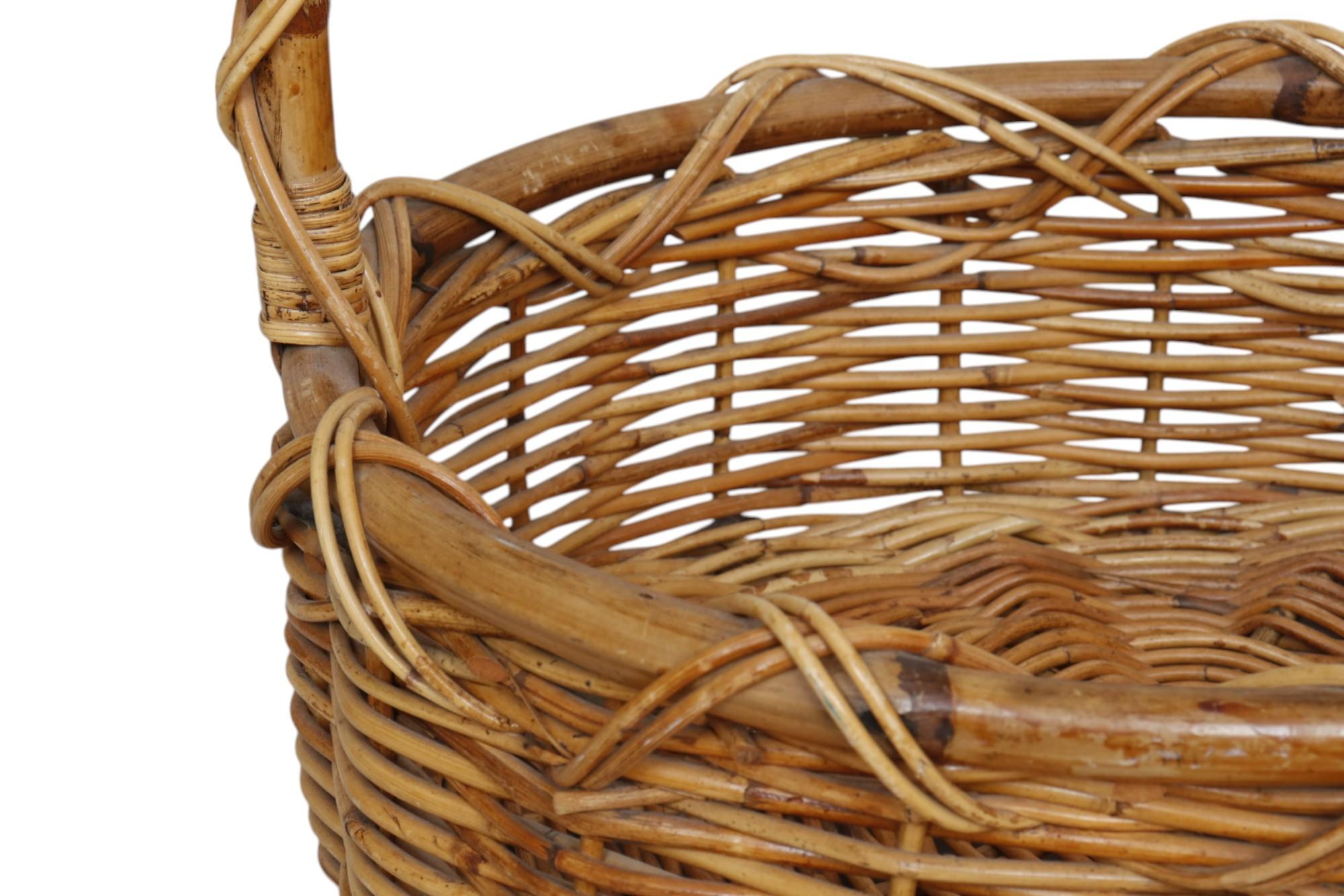Cesta de la compra de mimbre tejida a la francesa en venta 1