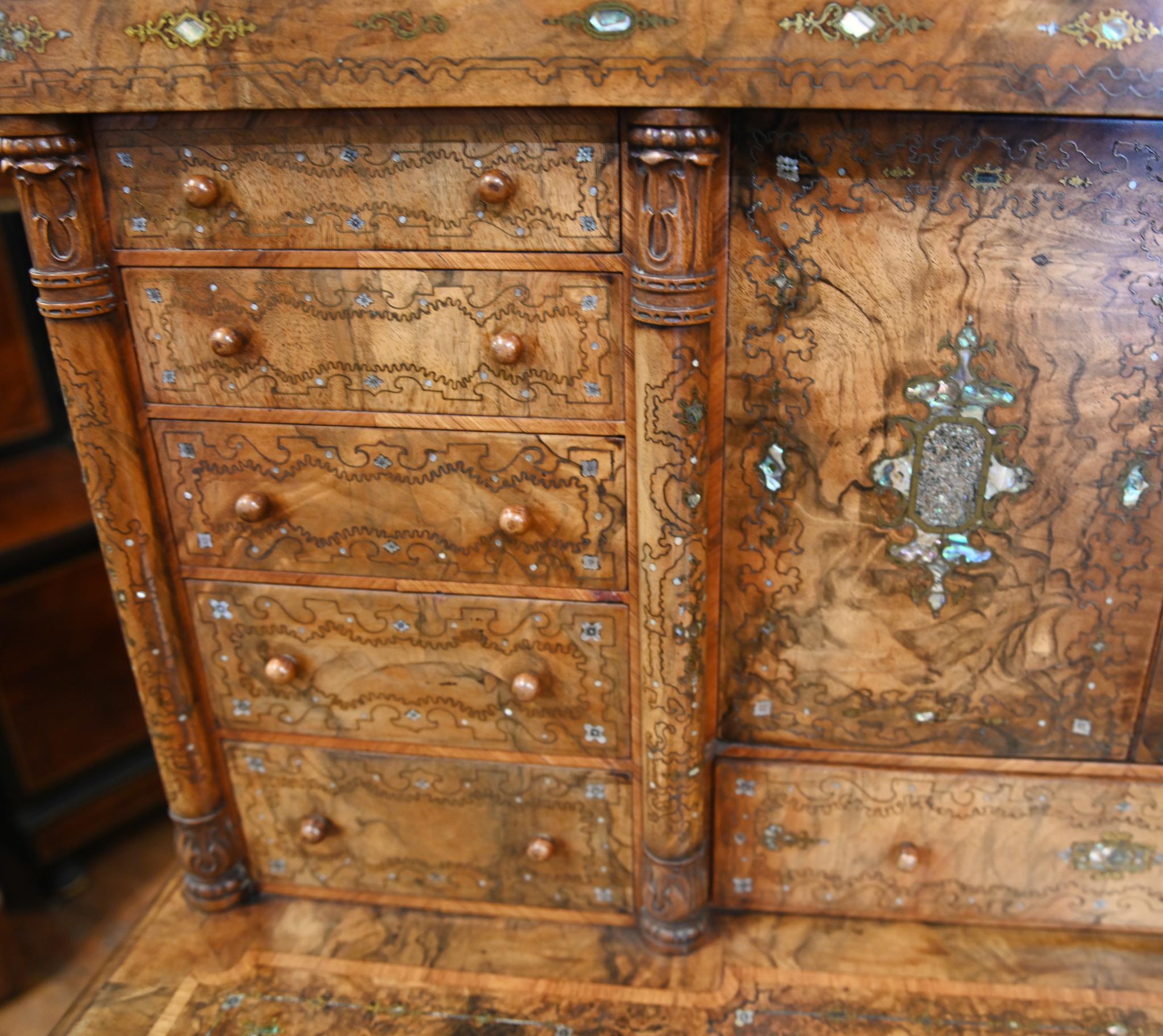 Französisch Schreibtisch Bureau Nussbaum Inlay Perlmutt 1860 im Angebot 8