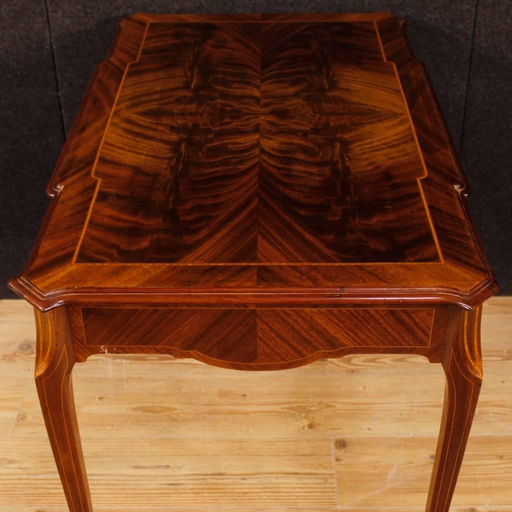 French Writing Desk in Inlaid Mahogany, Maple and Fruitwood from 20th Century In Good Condition In Vicoforte, Piedmont