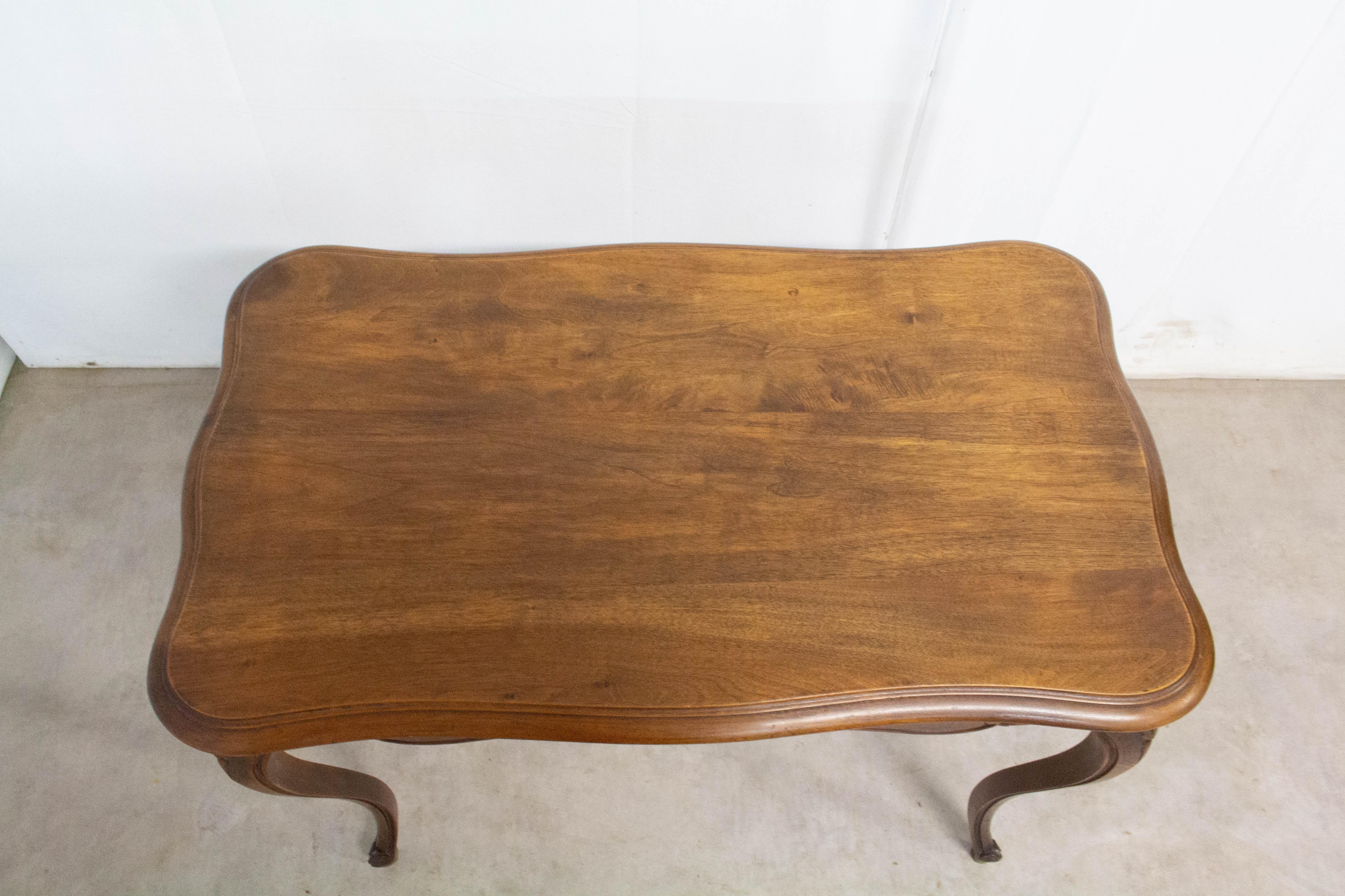 French Writing Table, Desk or Side Table Rocaille Style Midcentury In Good Condition For Sale In Labrit, Landes
