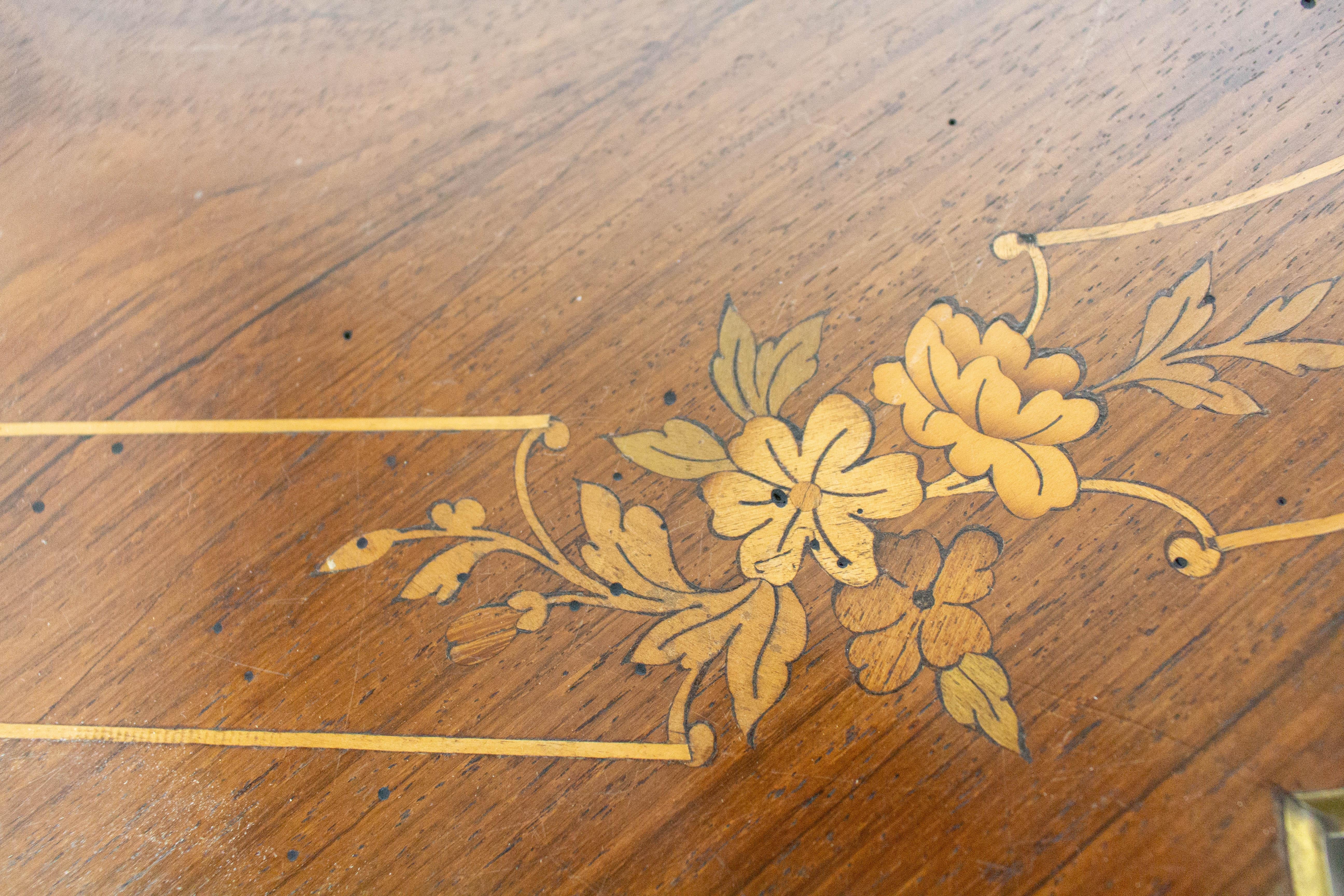 French Writing Table Louis XVI Style Floral Inlays, 19th Century 5