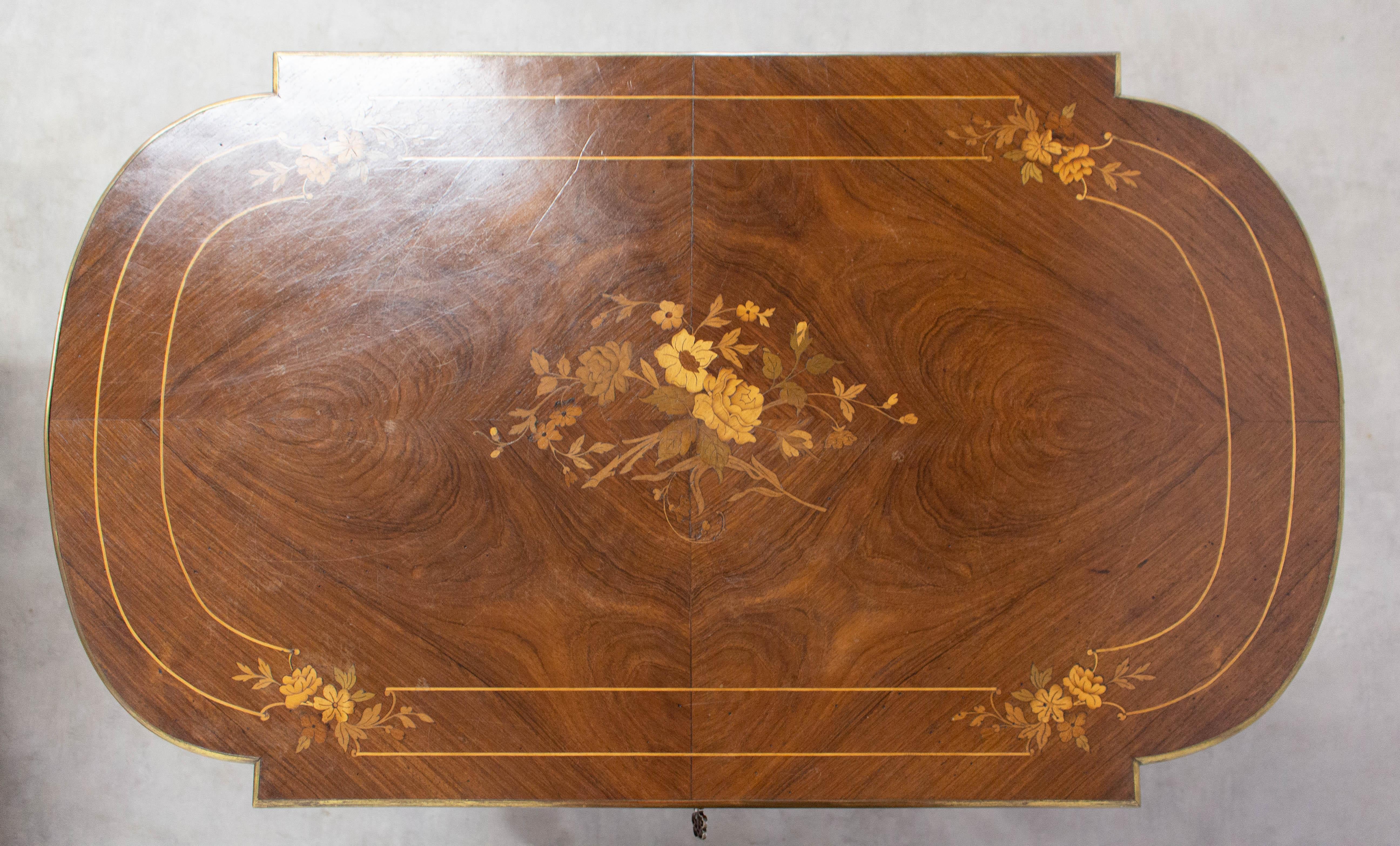 French Writing Table Louis XVI Style Floral Inlays, 19th Century 3