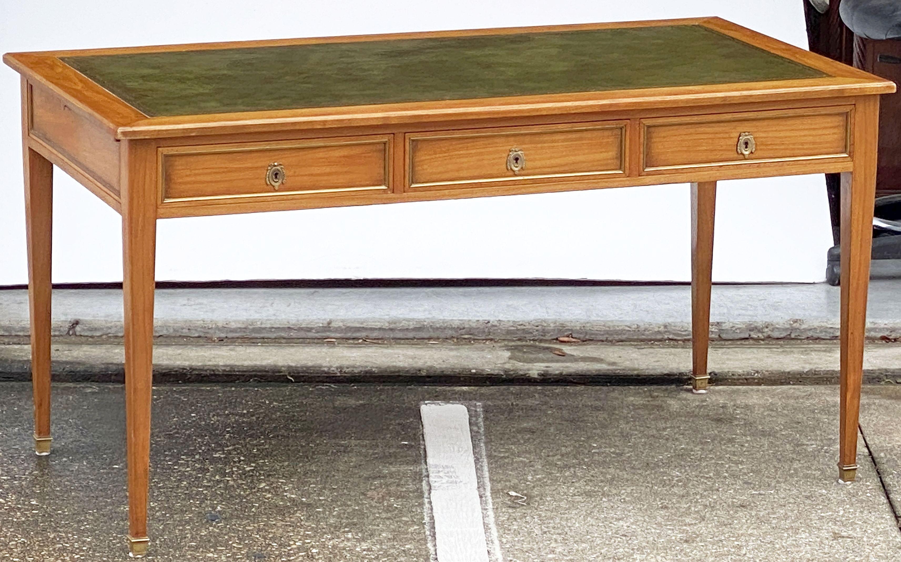French Writing Table or Desk of Cherry With Embossed Green Leather Top In Good Condition In Austin, TX