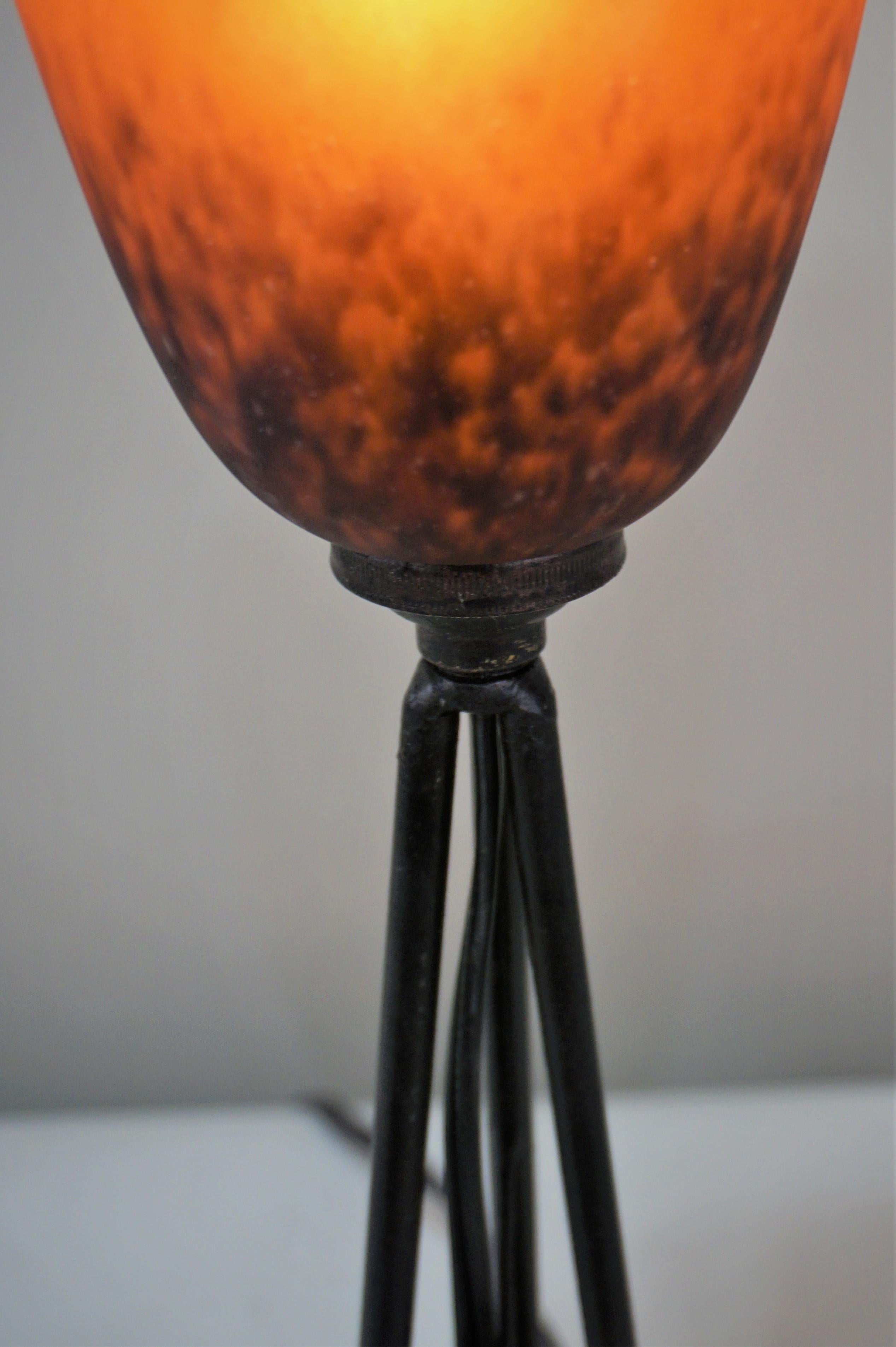 Early 20th Century French Wrought Iron and Blown Glass Table Lamp 2