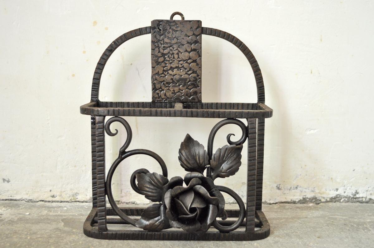French Wrought Iron Art Deco Coat or Hat Hanger with Roses, circa 1930 11