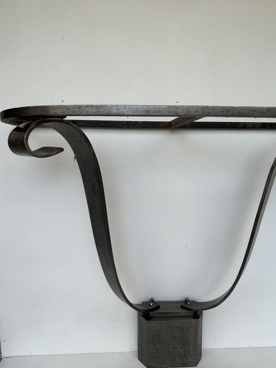 Français Table console Art Déco en fer forgé attribuée à Raymond Sybes années 30 en vente