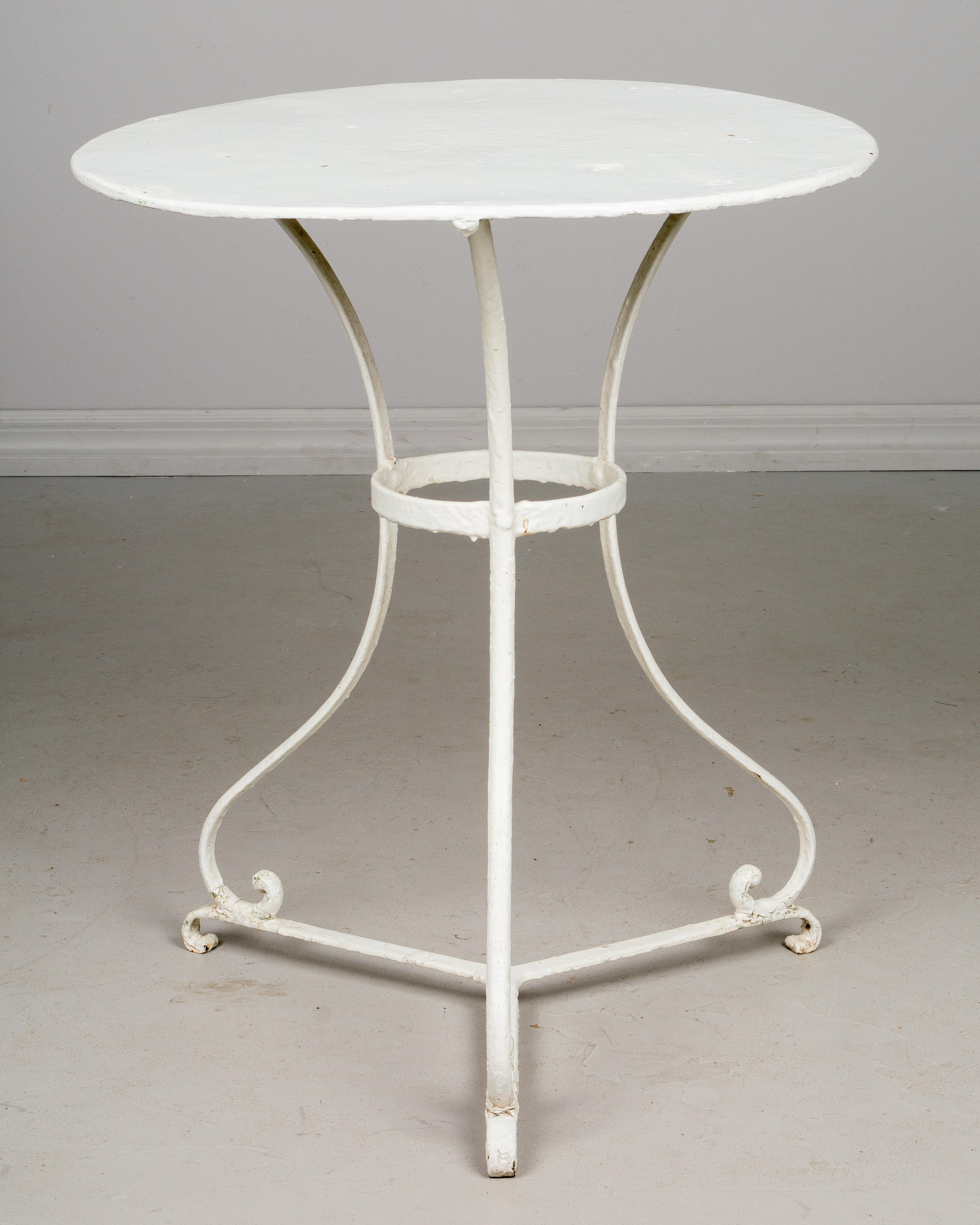 French Wrought Iron Bistro Table In Good Condition In Winter Park, FL