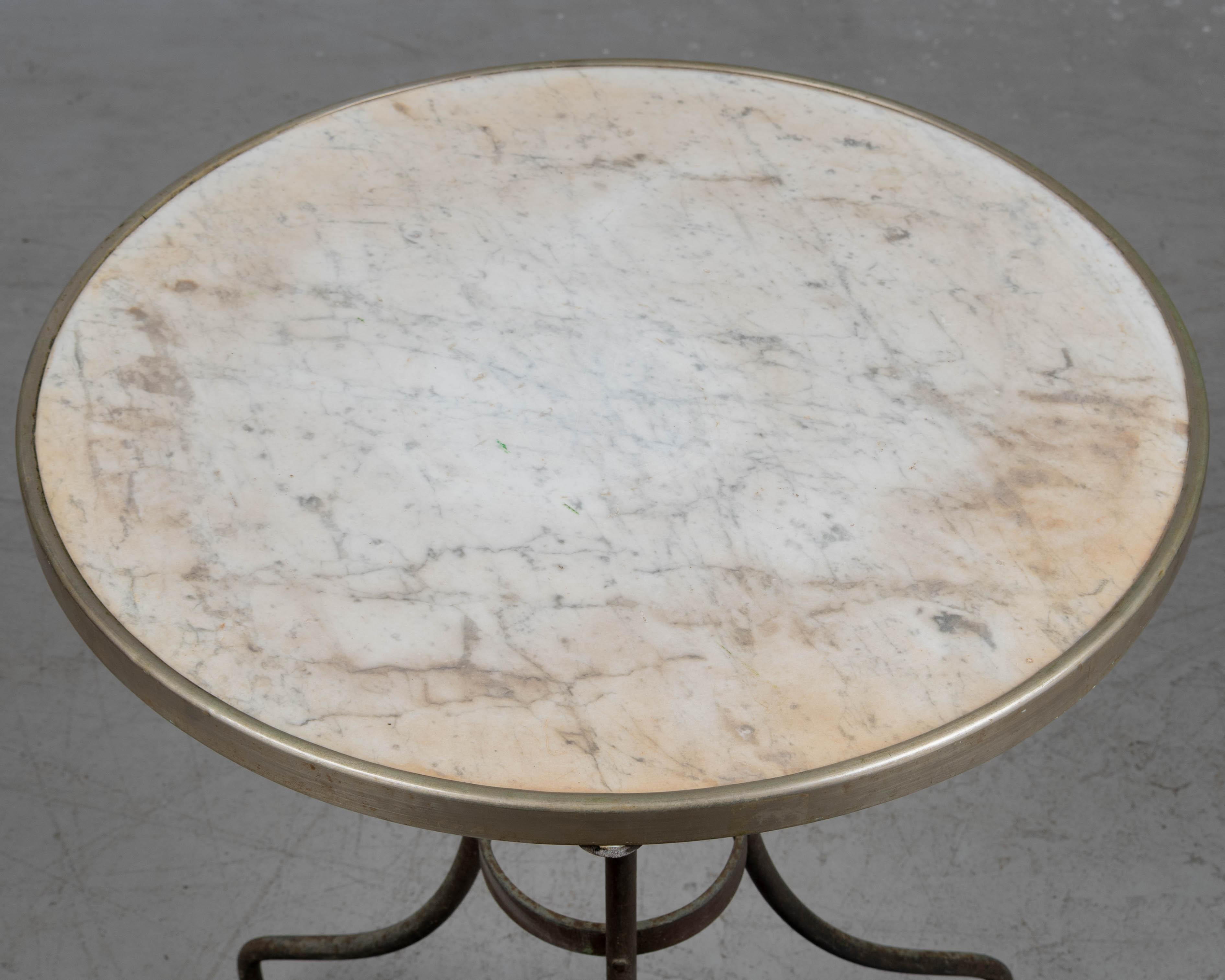 Table de bistrot en fer forgé en vente 1