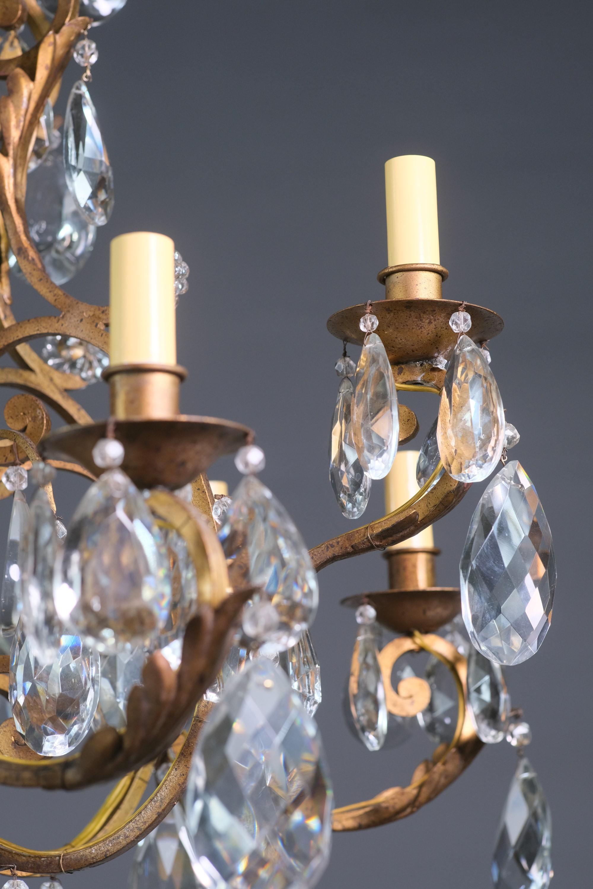 French Wrought Iron Chandelier High Quality Faceted Crystals In Good Condition For Sale In New York, NY