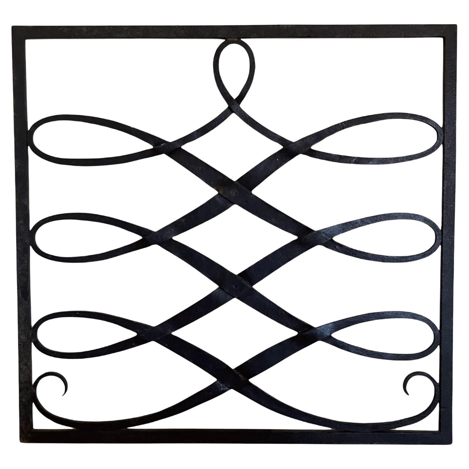 Grille en fer forgé attribuée à Raymond Subes vers 1930