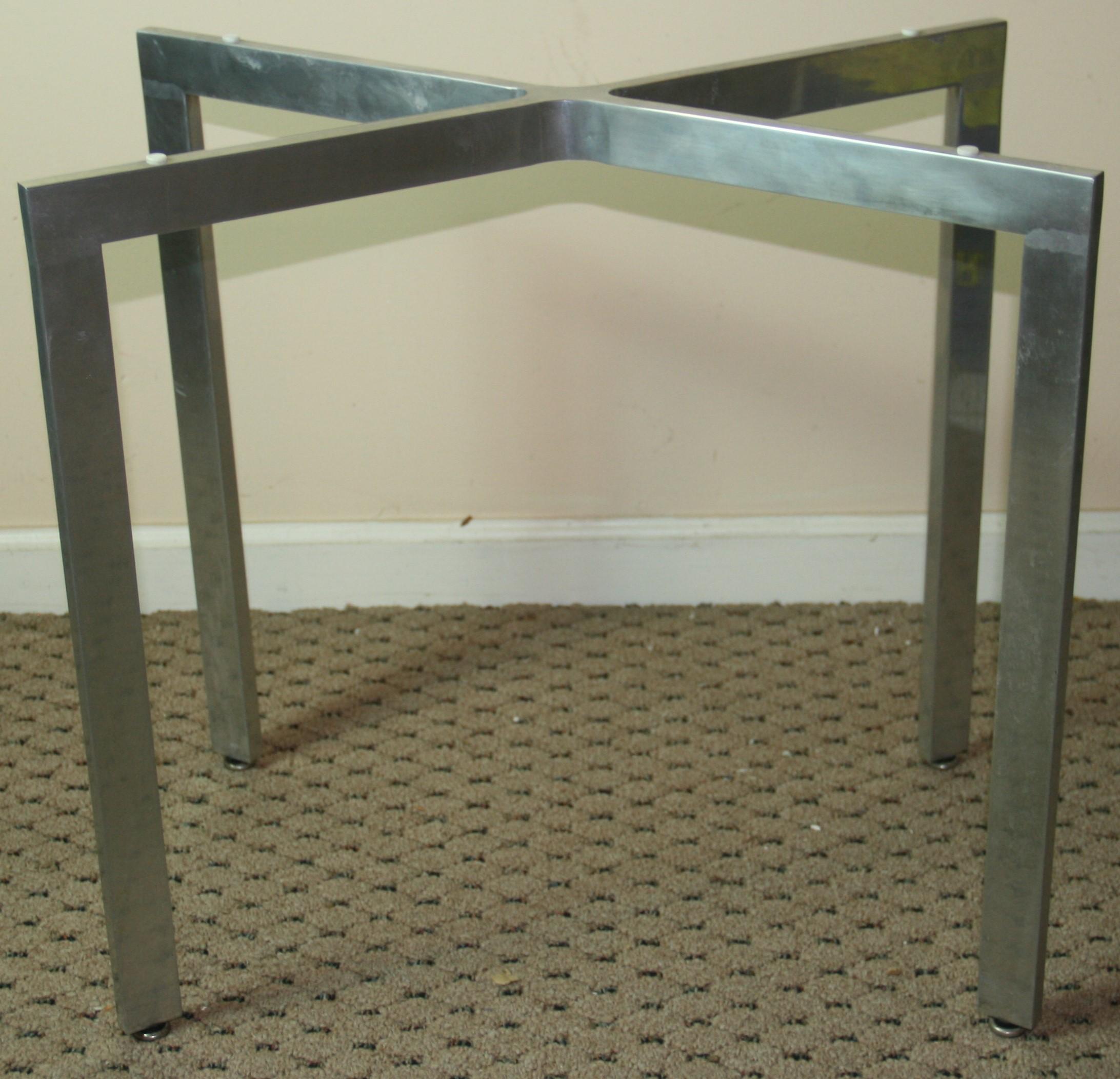 French X Base and Glass Table In Good Condition For Sale In Douglas Manor, NY