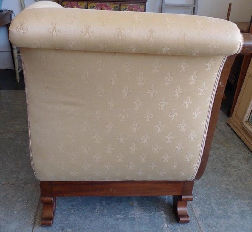French xix Empire Walnut Chaise Lounge Reupholstered with Vintage Fabric 9