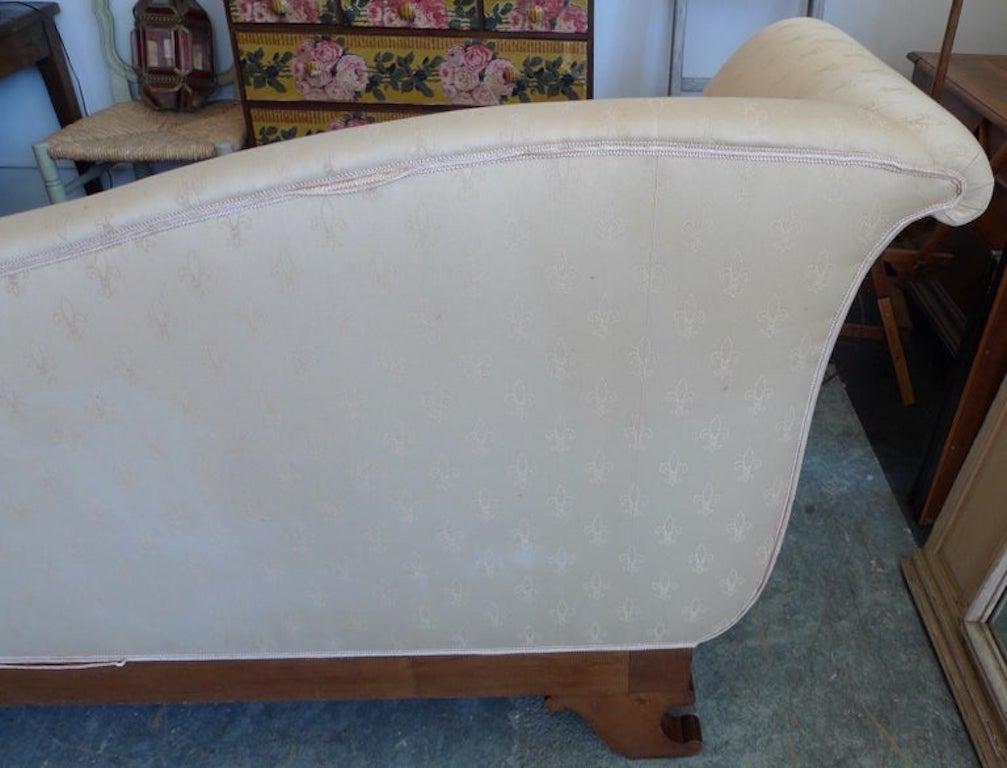 French xix Empire Walnut Chaise Lounge Reupholstered with Vintage Fabric 12